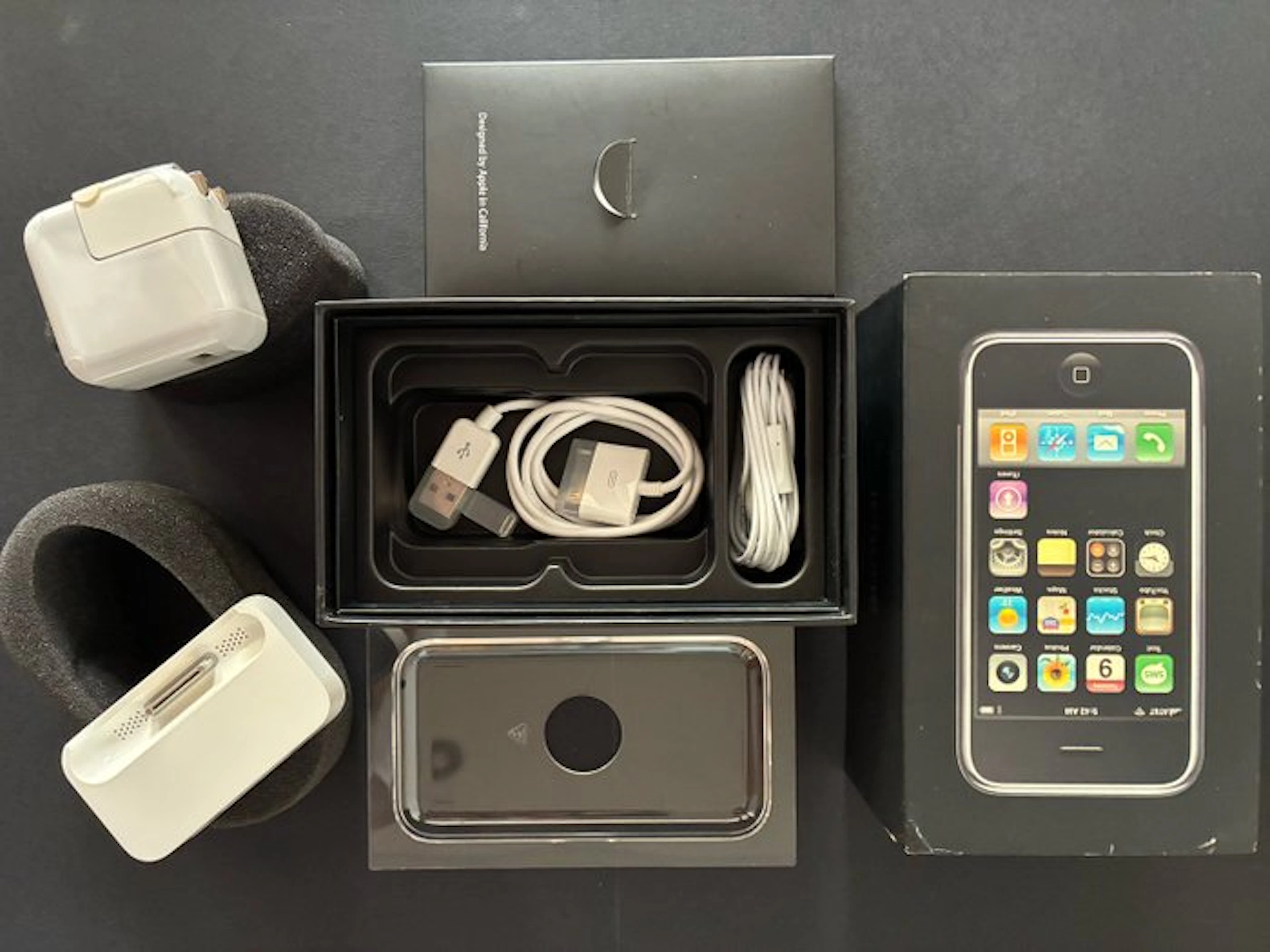 Apple Scatola completa Apple iPhone 2G 8gb 1a Generazione...