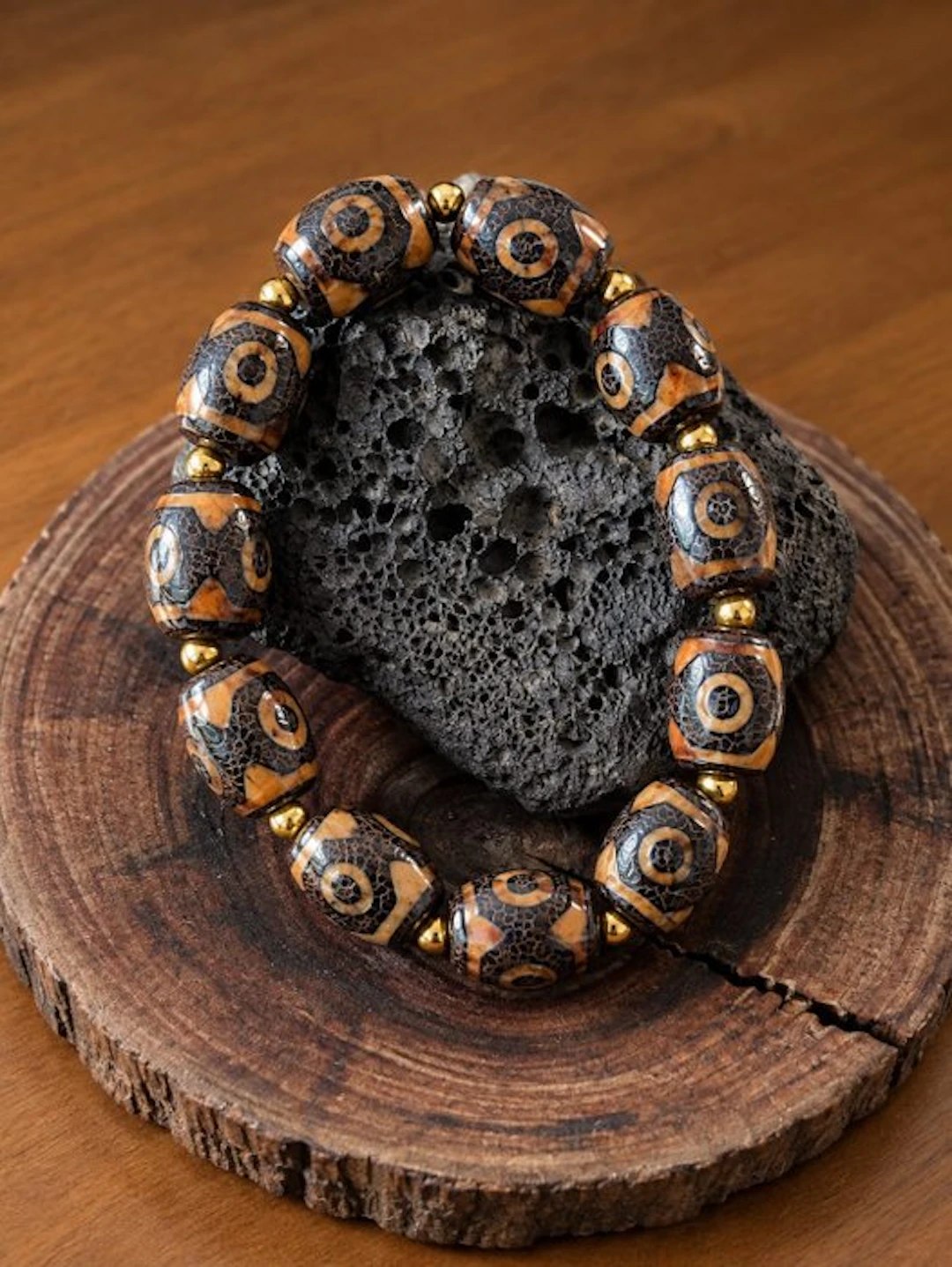 Natural Dzi Tibetan Bracelet – Protection