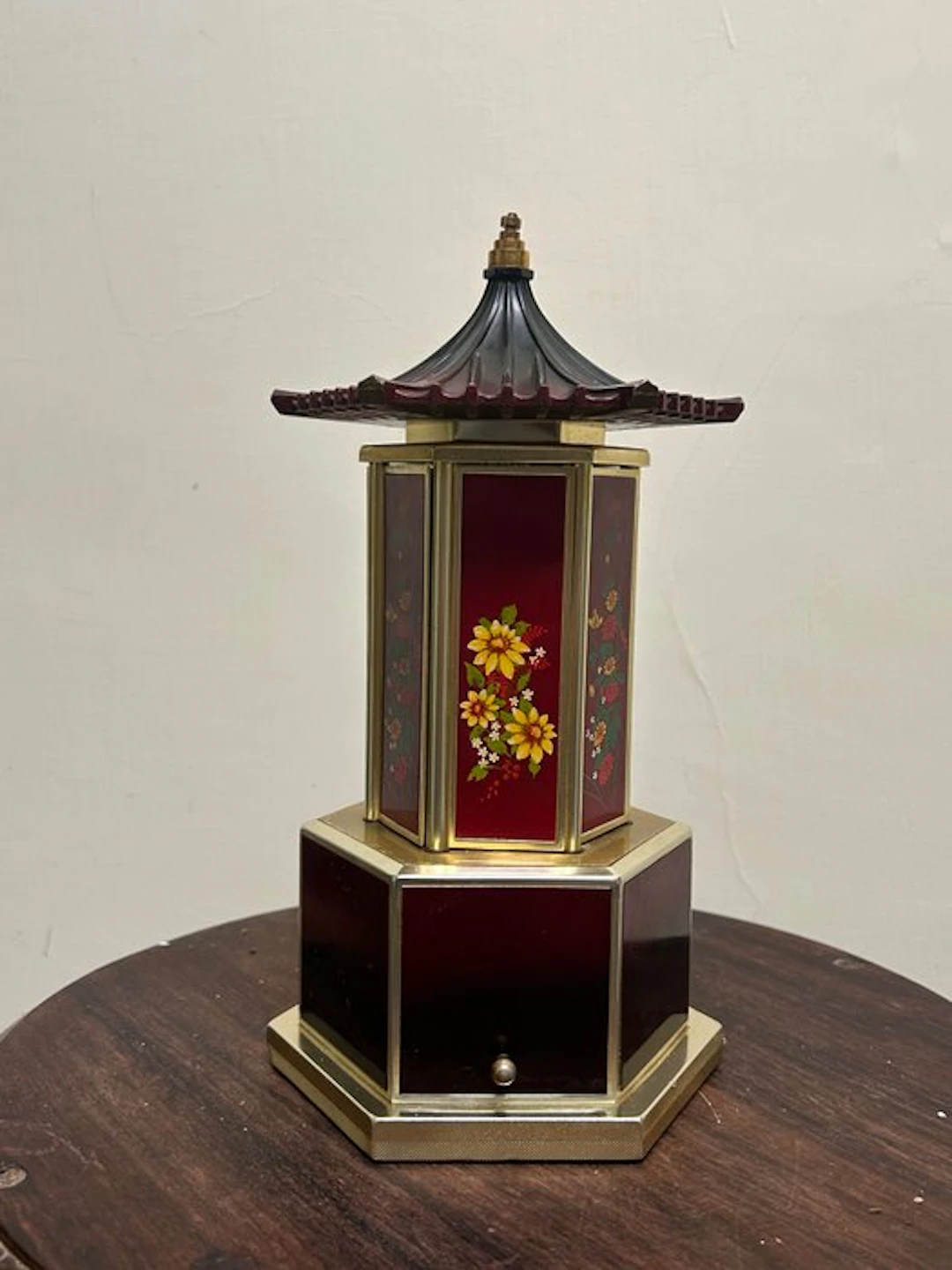 windmill - Cigar box - Metal, Alloy - Windmill - pagoda