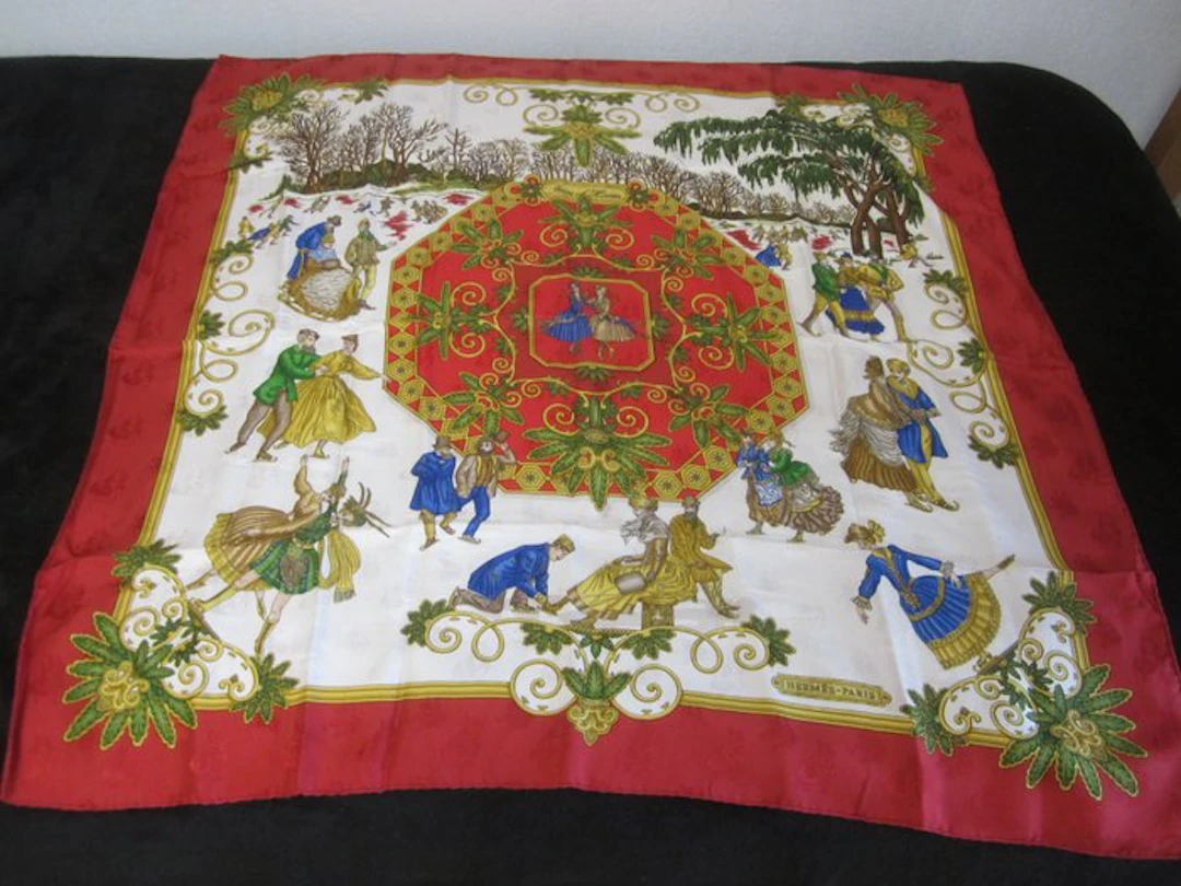 Hermès - LES JOIES DHIVER DE J METZ DE 1992 EN SOIE BROCHEE - Foulard
