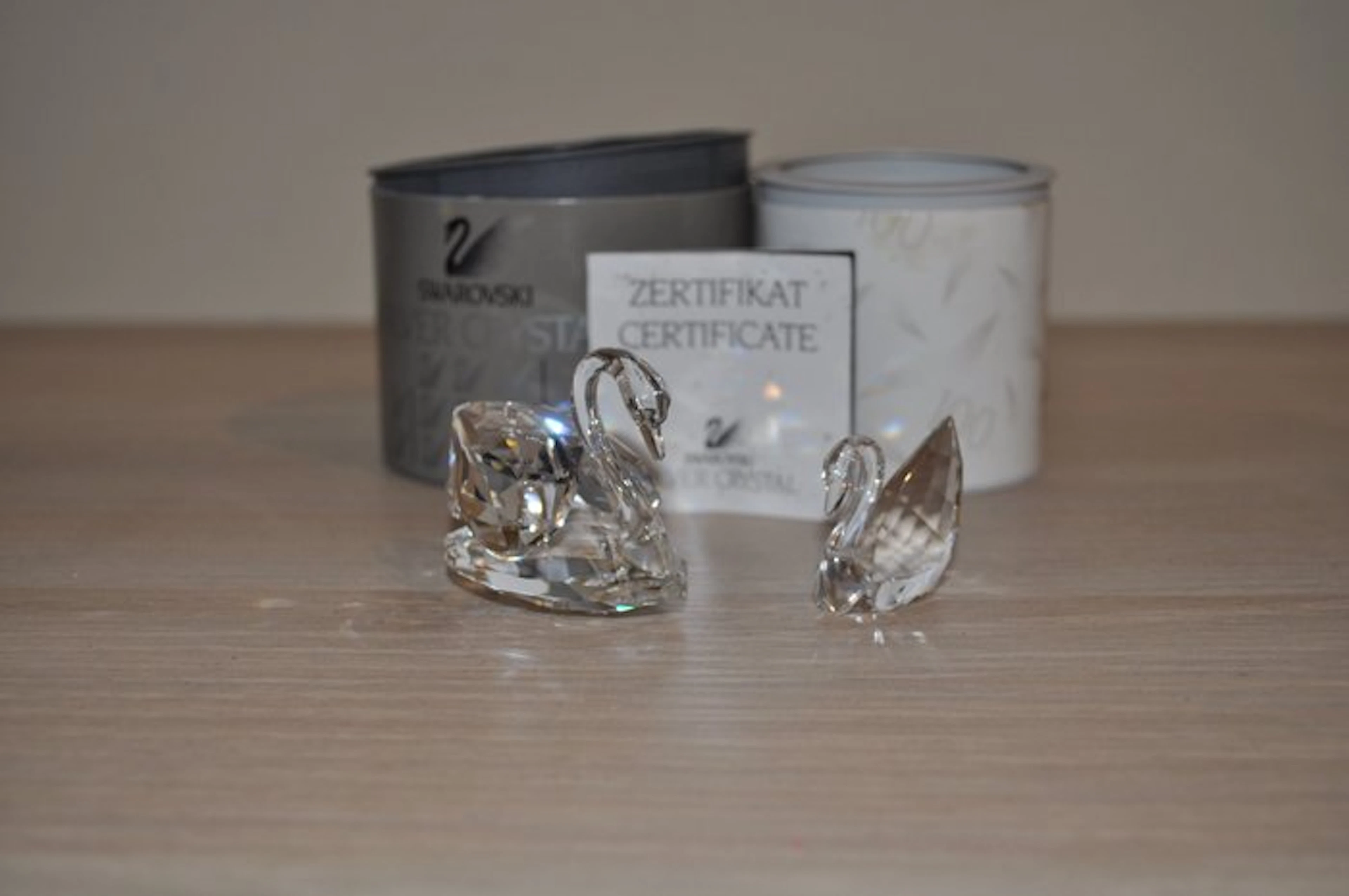 Swarovski - Figure - Swam medium - 010006 + SCS - Renewal...