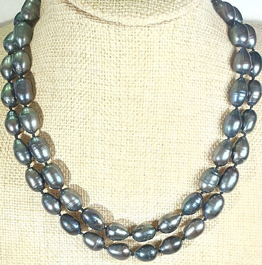 Grey freshwater pearls - Adam's Tears