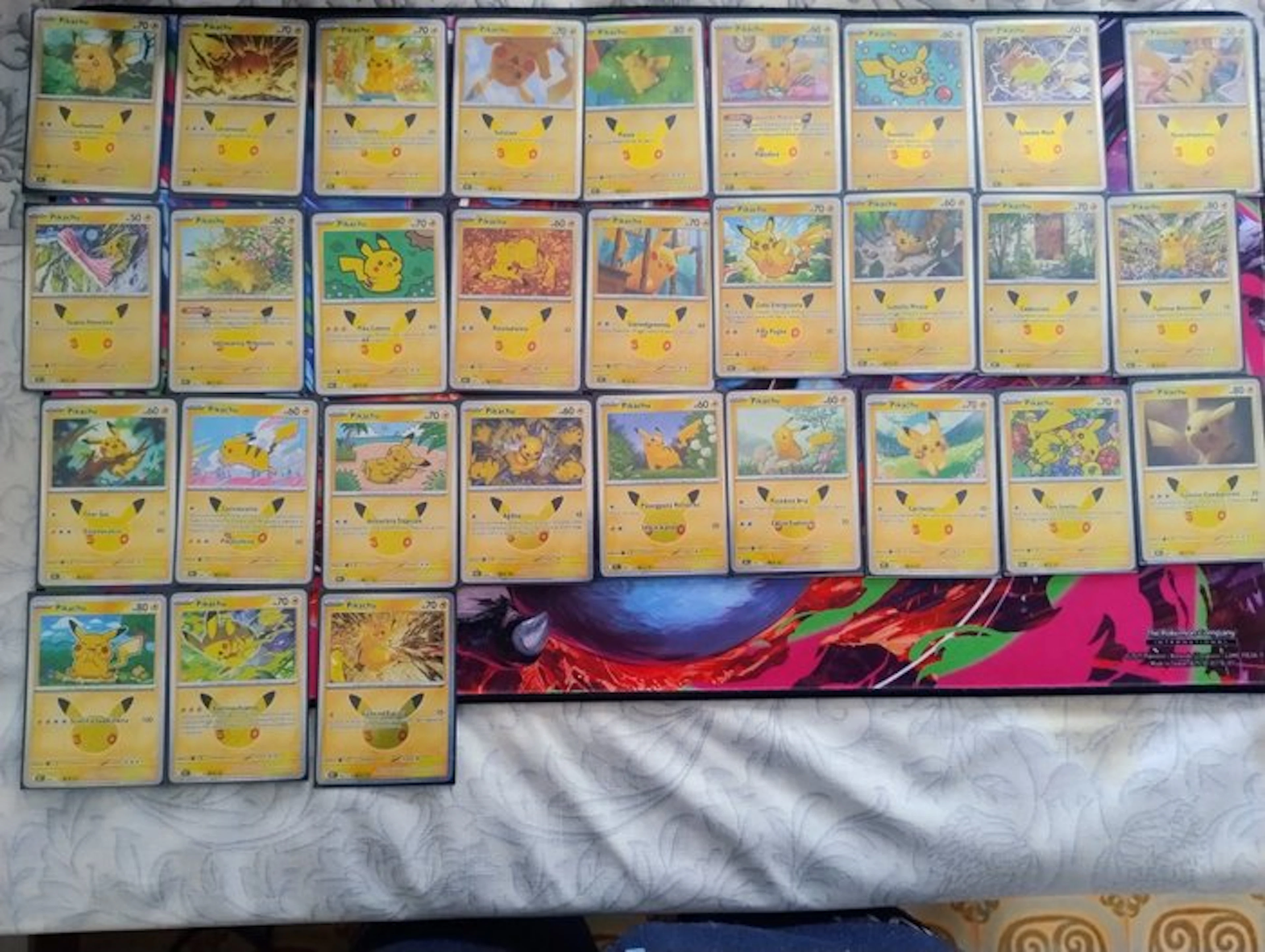 Pokémon - 30 Card - Pikachu 023/108-052/138 (1/30-30/30) Foil - Mega Evolution