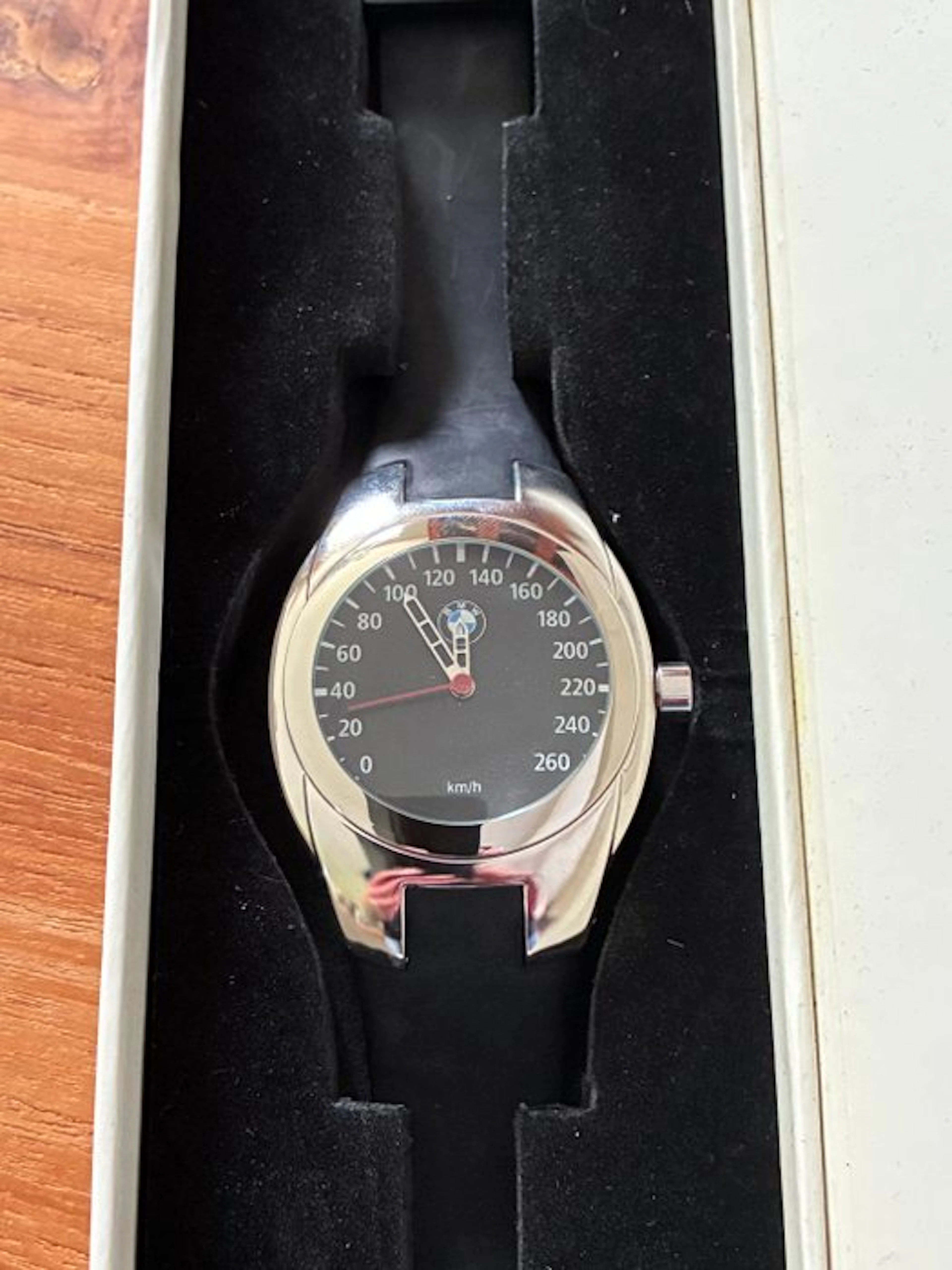 BMW watch - BMW - Winter 06/07
