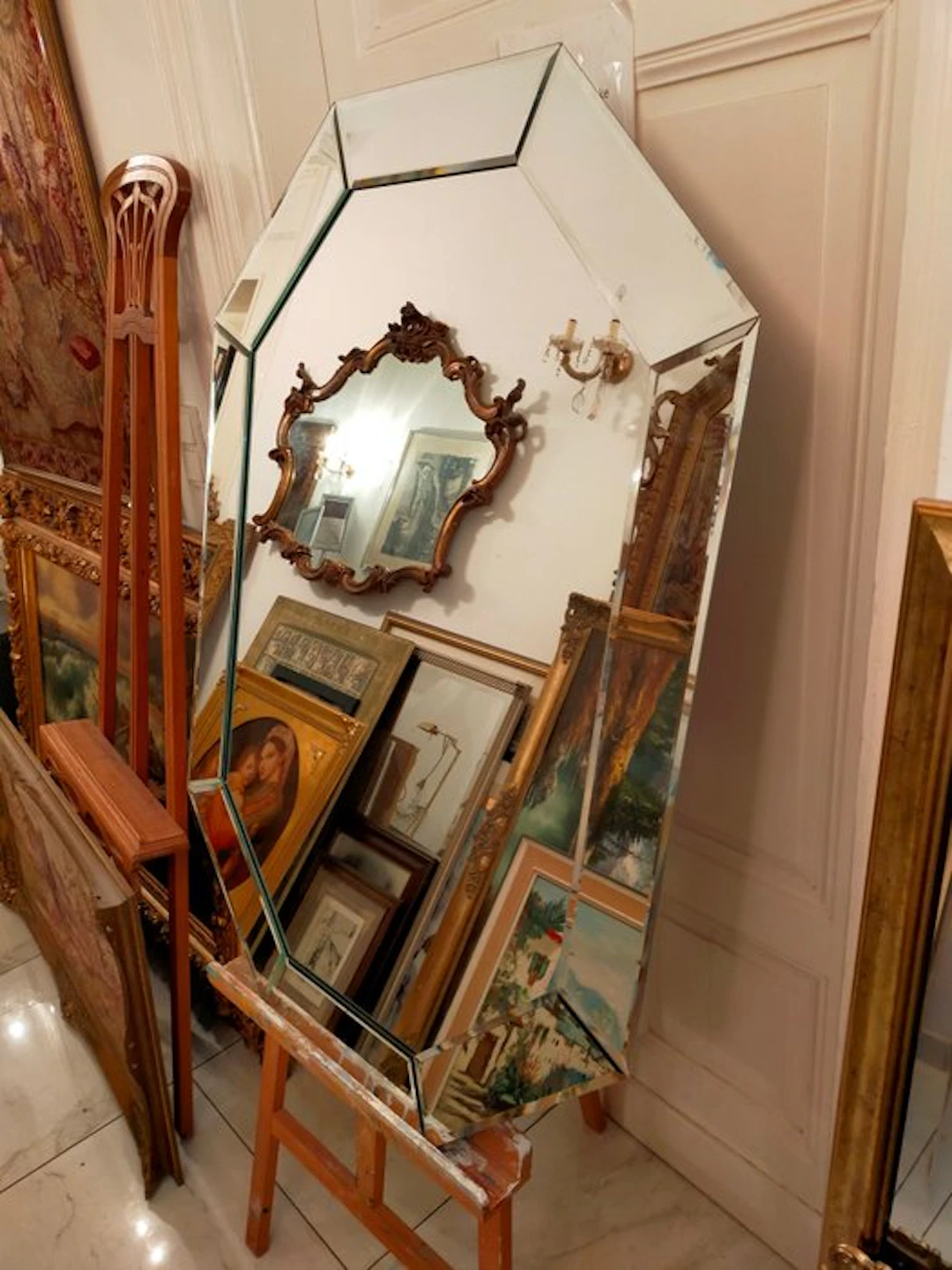 Mirror - Glass - Multi-faceted wall mirror with facet cut – Octahedron