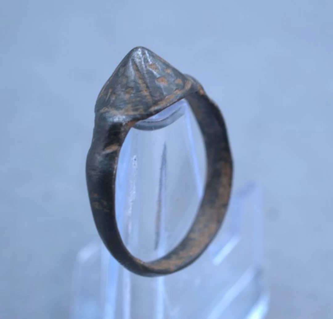 Ancient Roman Bronze Ring with Celtic Shield-Shaped Bezel - 22 mm