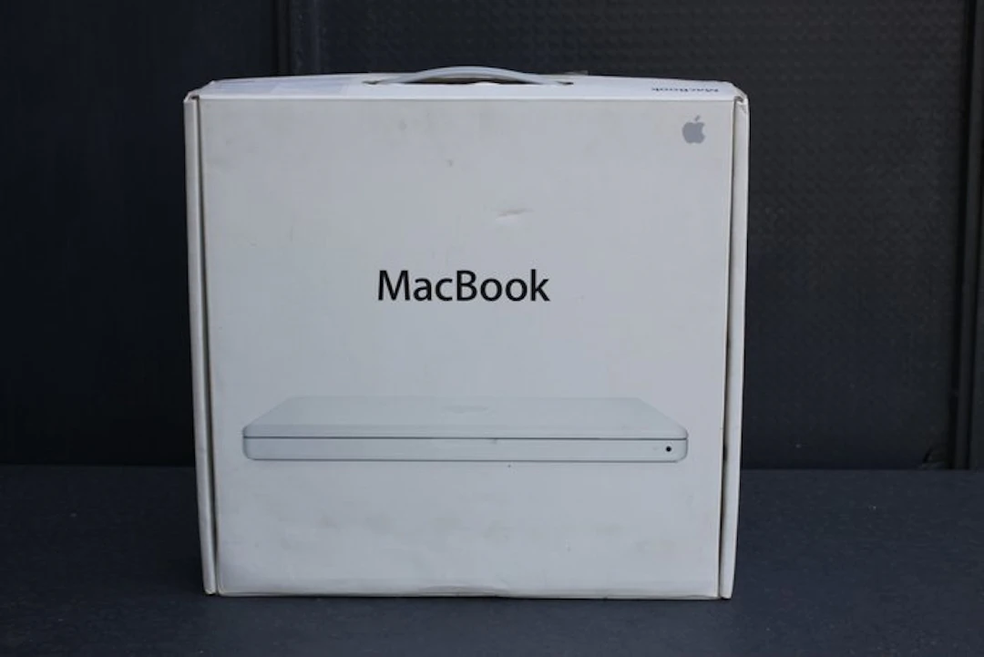 Apple MacBook - Computer (1) - In original box