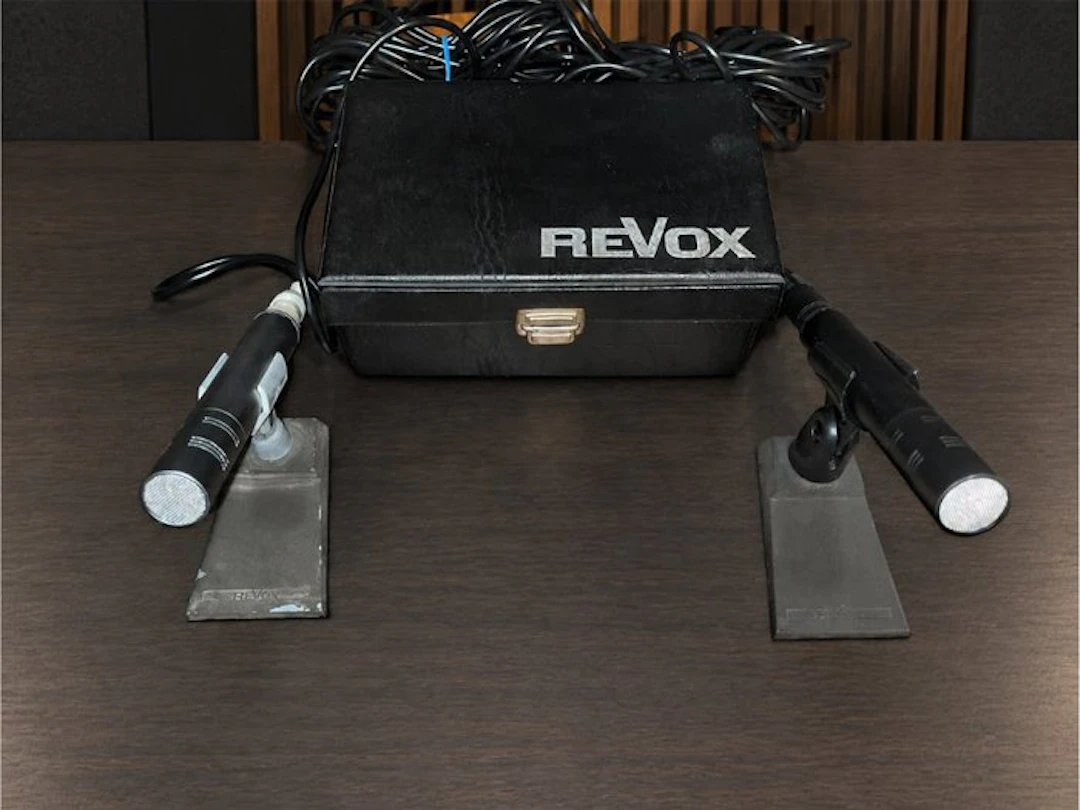 Revox, Revox M3500 – Coppia di microfoni vintage nero e argento