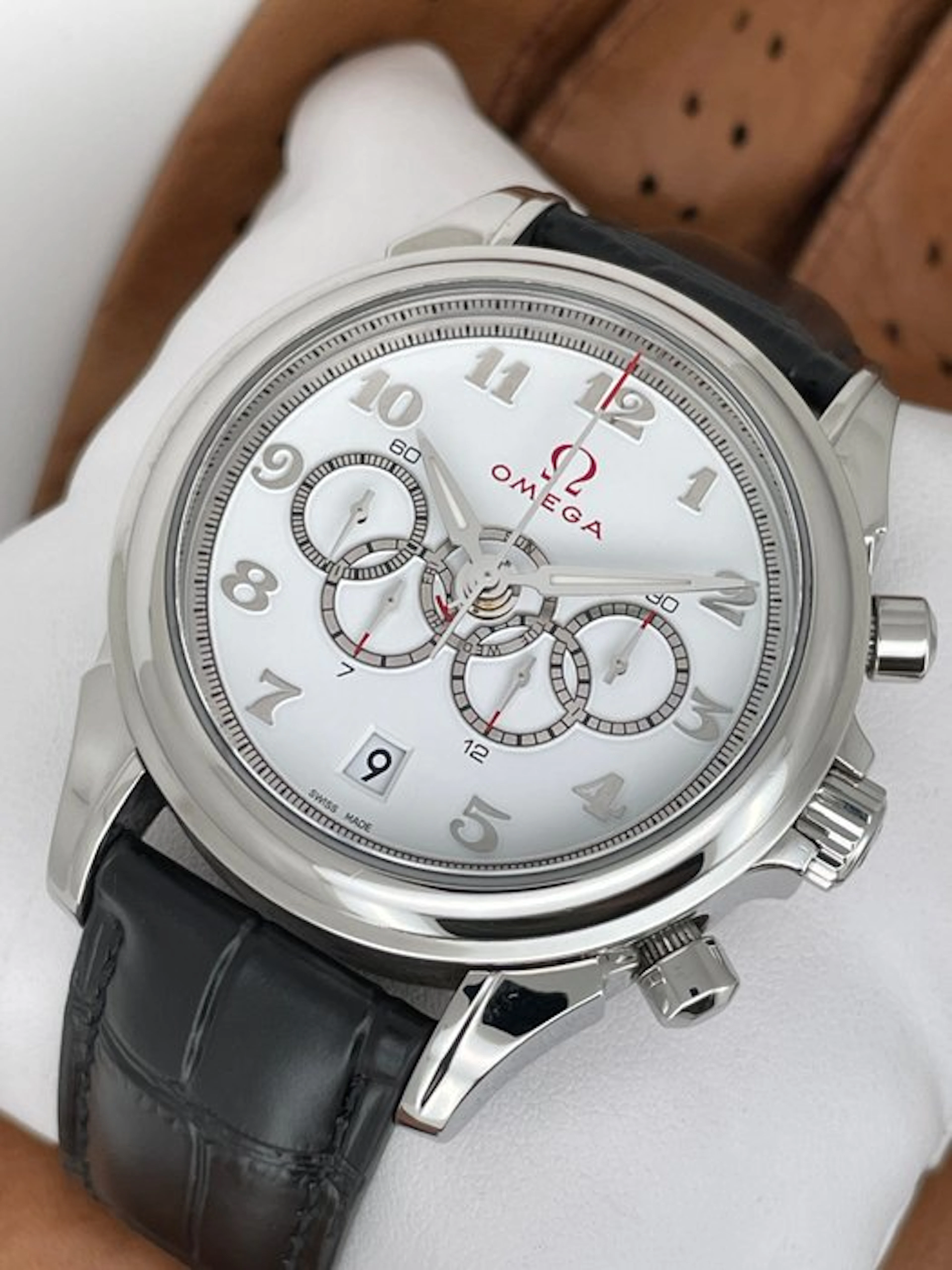 Omega - De Ville Co-Axial 41 Chronograph - 422.13.41.52.04.001 - Men