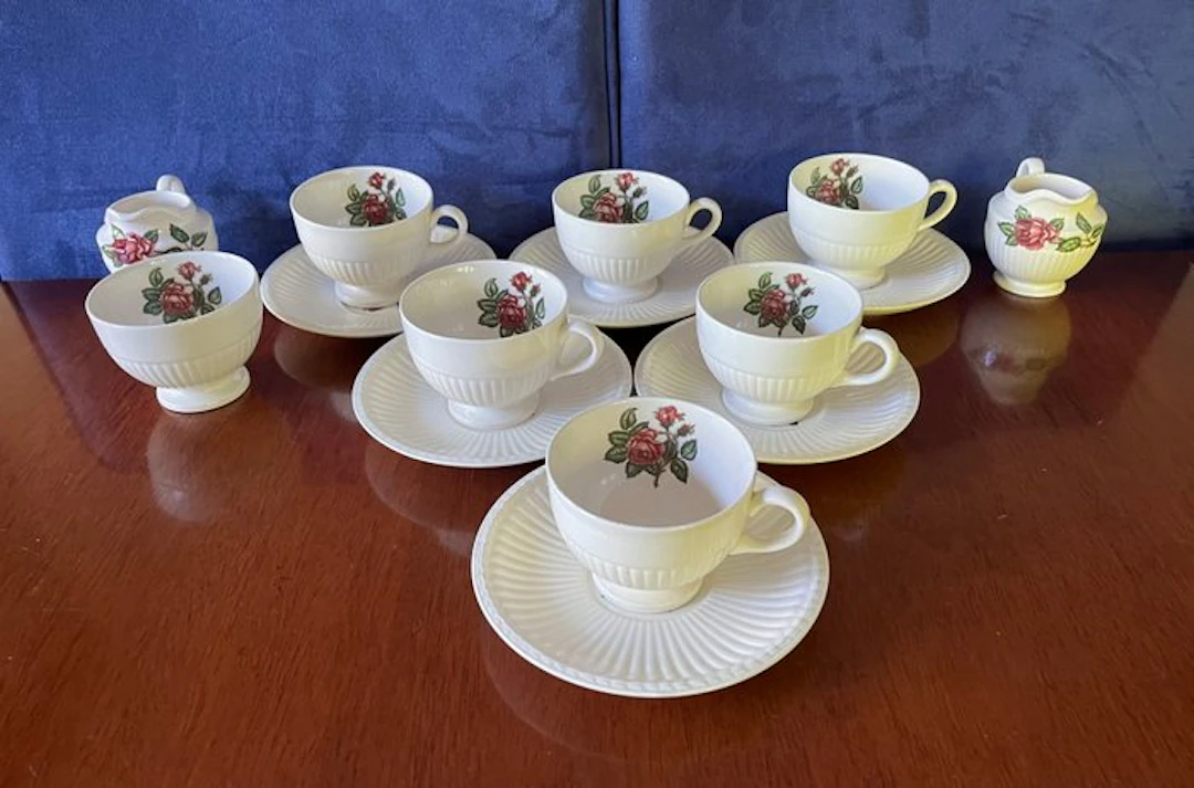 Wedgwood - Coffee and tea service (15) - Moss Rose...
