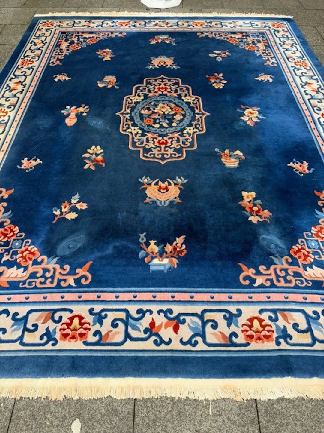 China - Rug - 310 cm - 240 cm