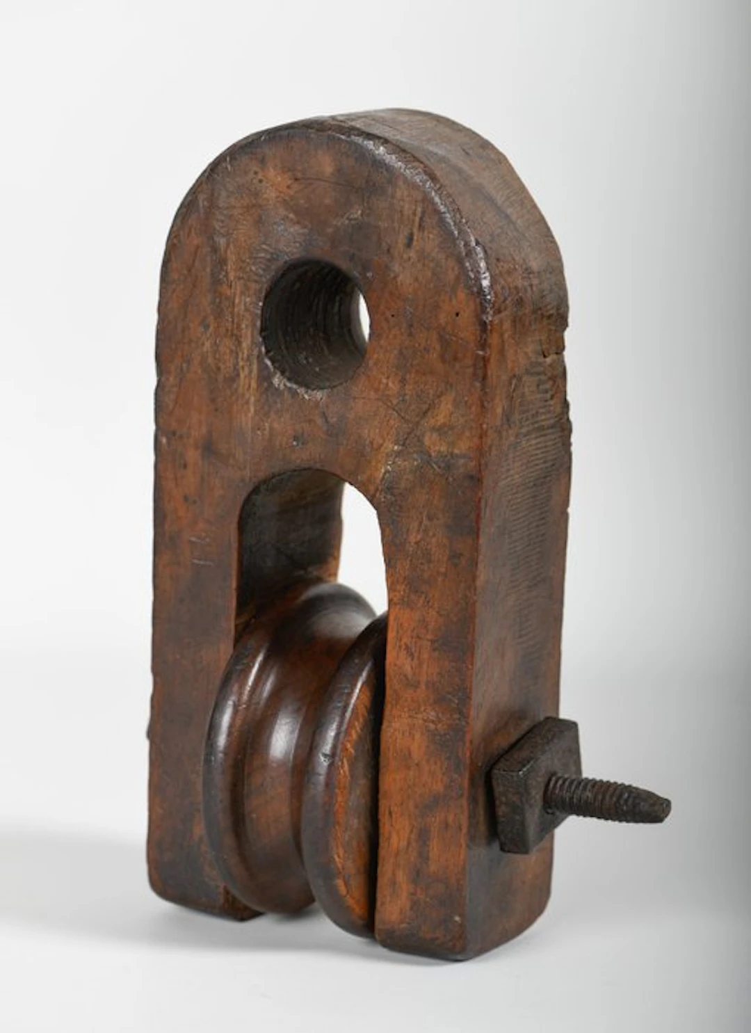 Antieke houten hijskatrol of hijsblok, Nederland, 19e eeuw. - Working tool