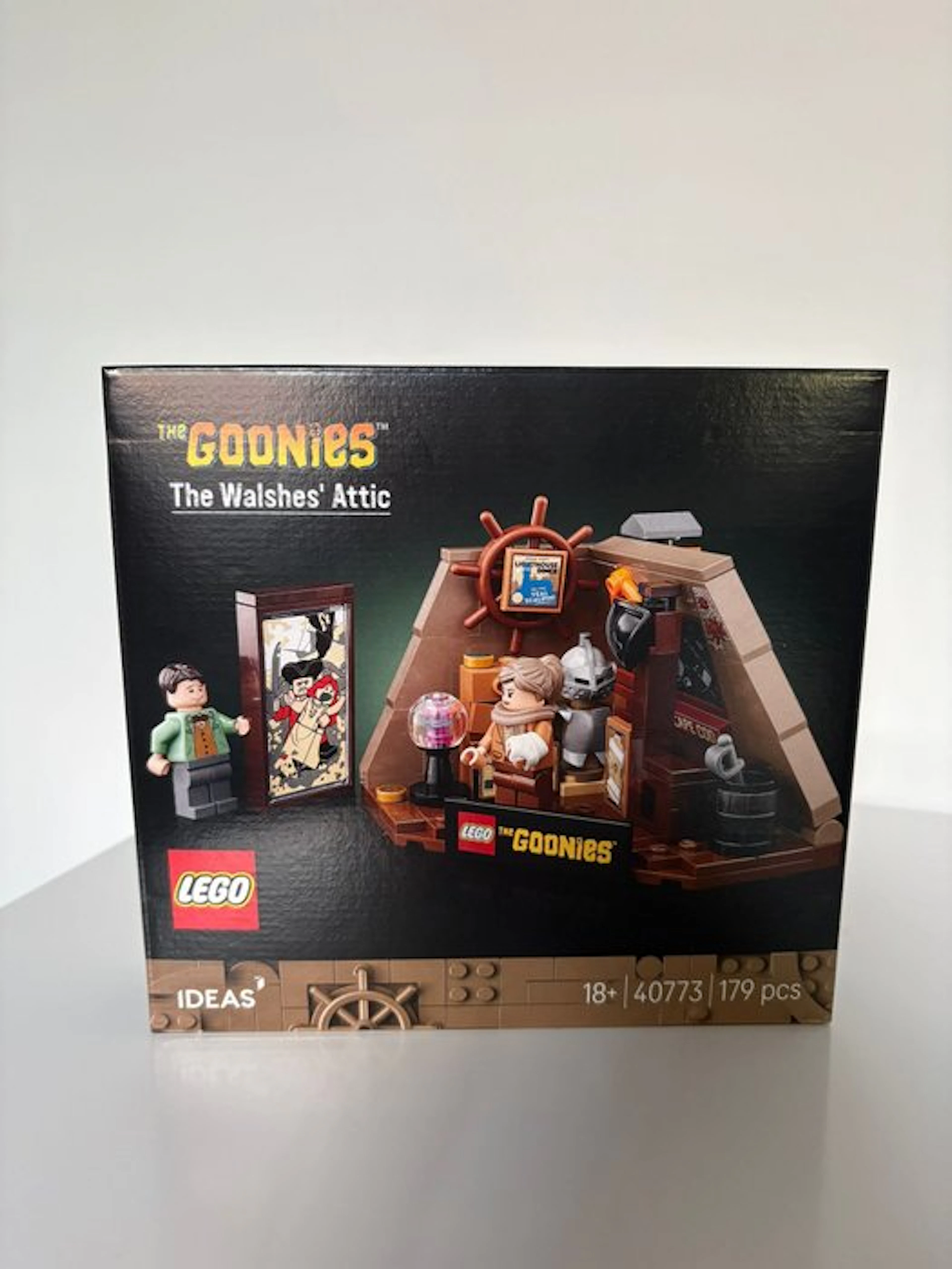 LEGO Set - 40773 - Promotional - The Goonies: The Walshes' Attic GWP MISB