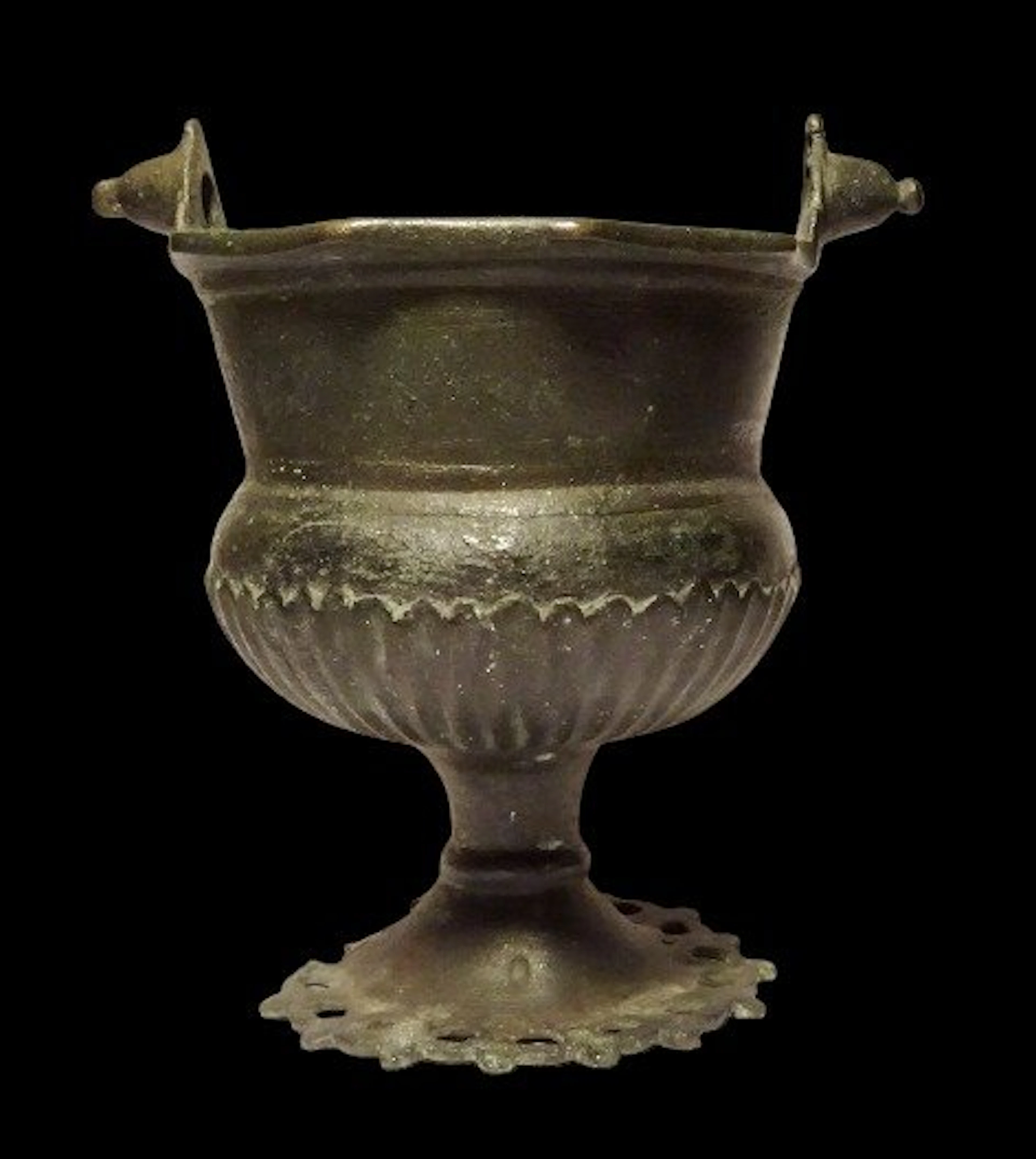 Middle Ages - Rare medieval bronze chalice - Roman / Gothic - 11th/14th century