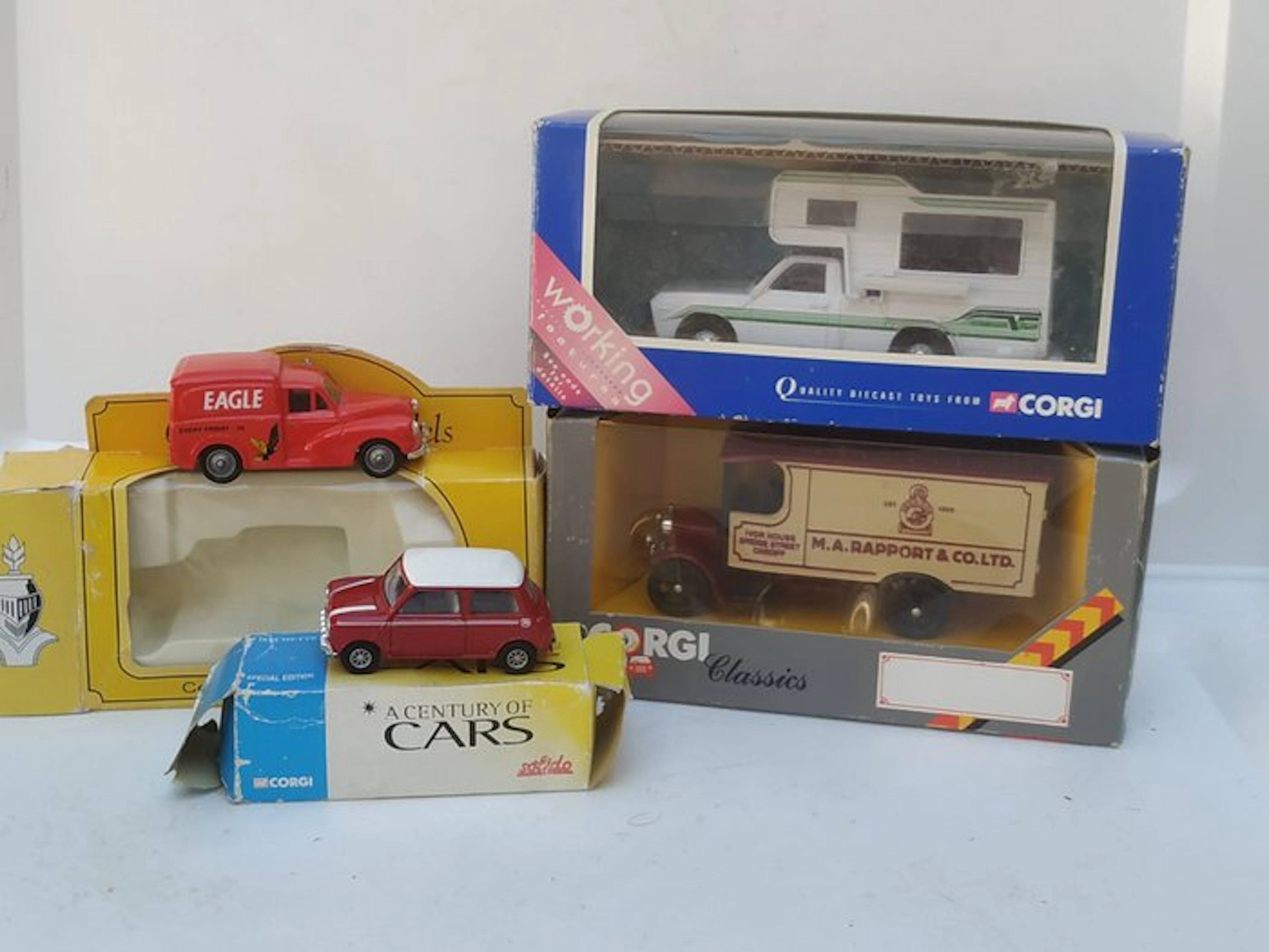 Corgi 1:43 - Model sports car (8) - Original Issue...
