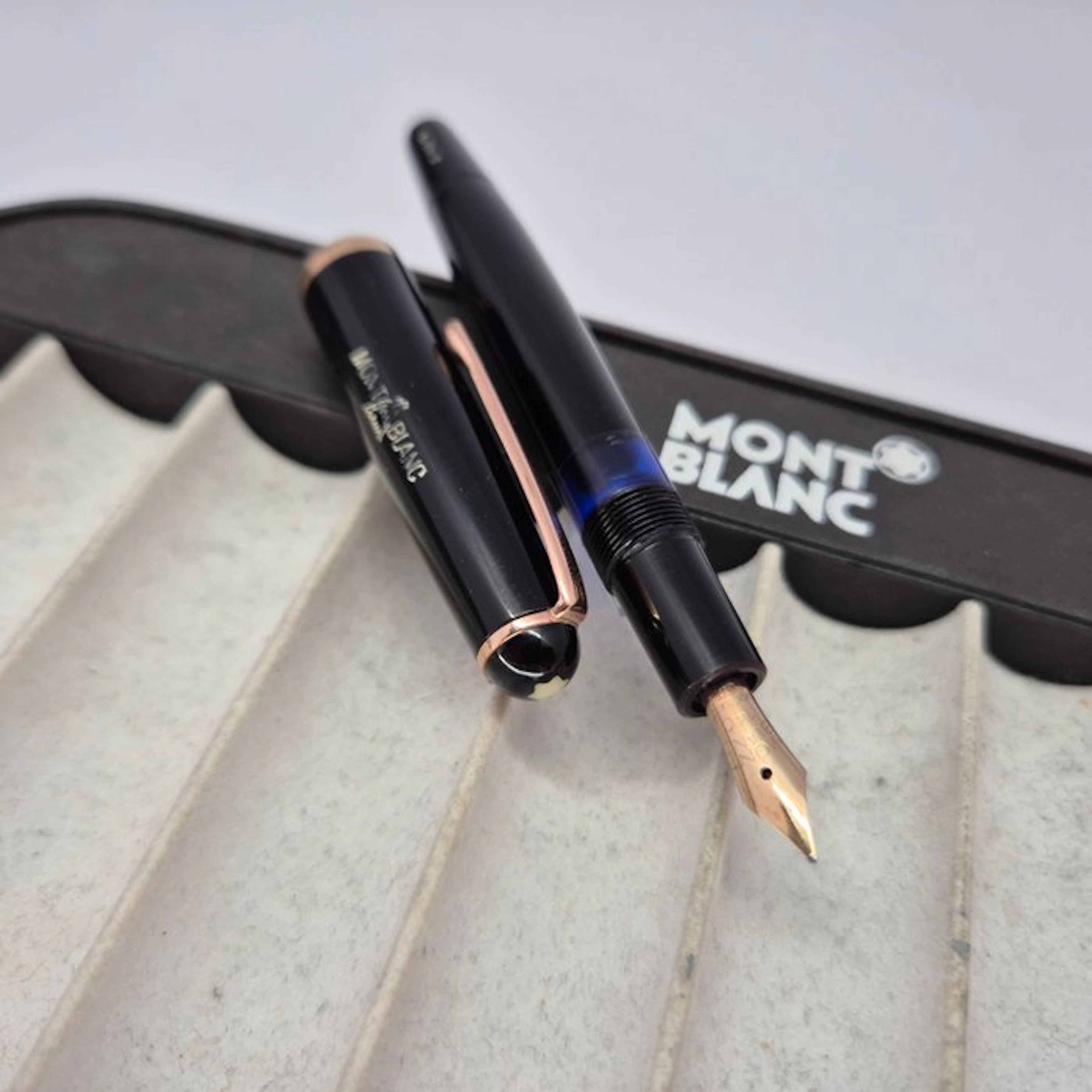 Montblanc - 3-42G Fountain pen - 14k solid gold nib (F)...