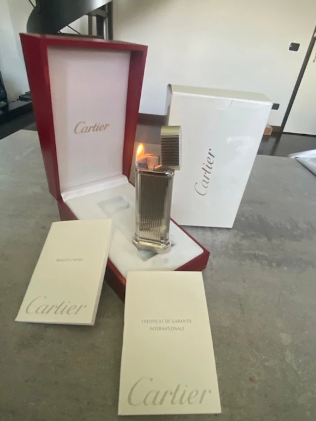 Cartier - Lighter - Table lamp with platinum finishes - new stock clearance