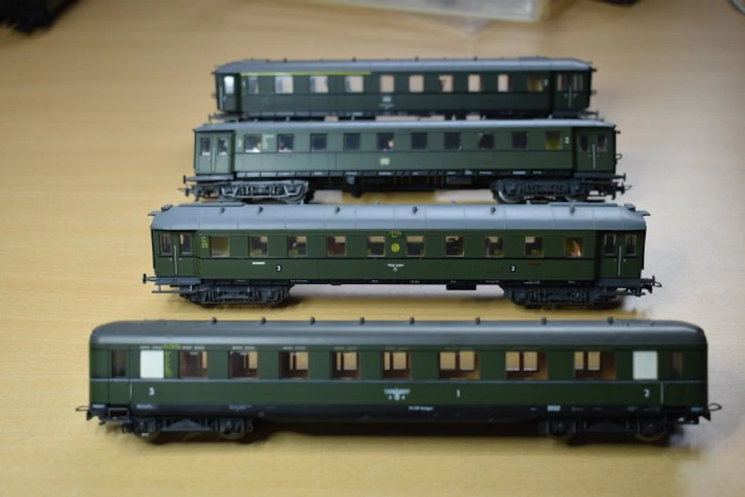 Liliput H0 - Model train passenger carriage (4) - 4...