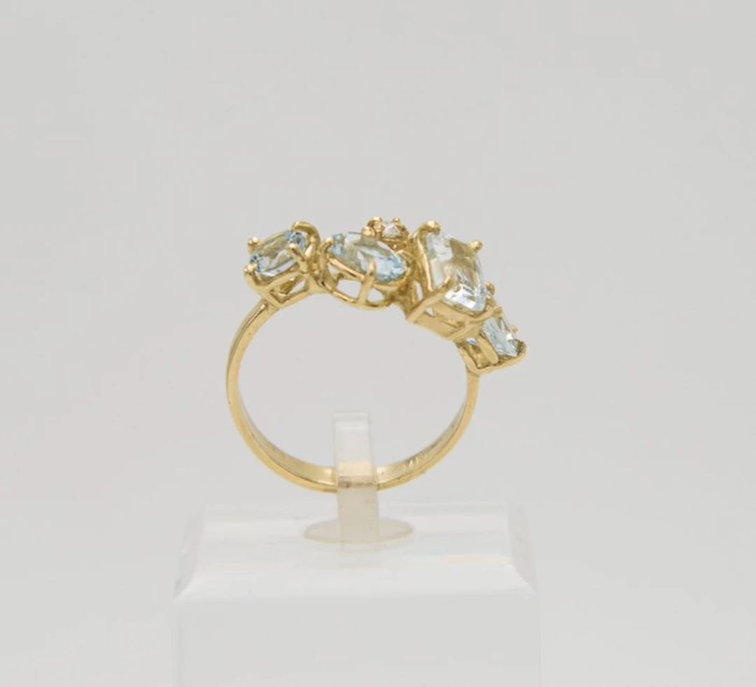 Ring - 14 kt. Yellow gold Aquamarine - Diamond