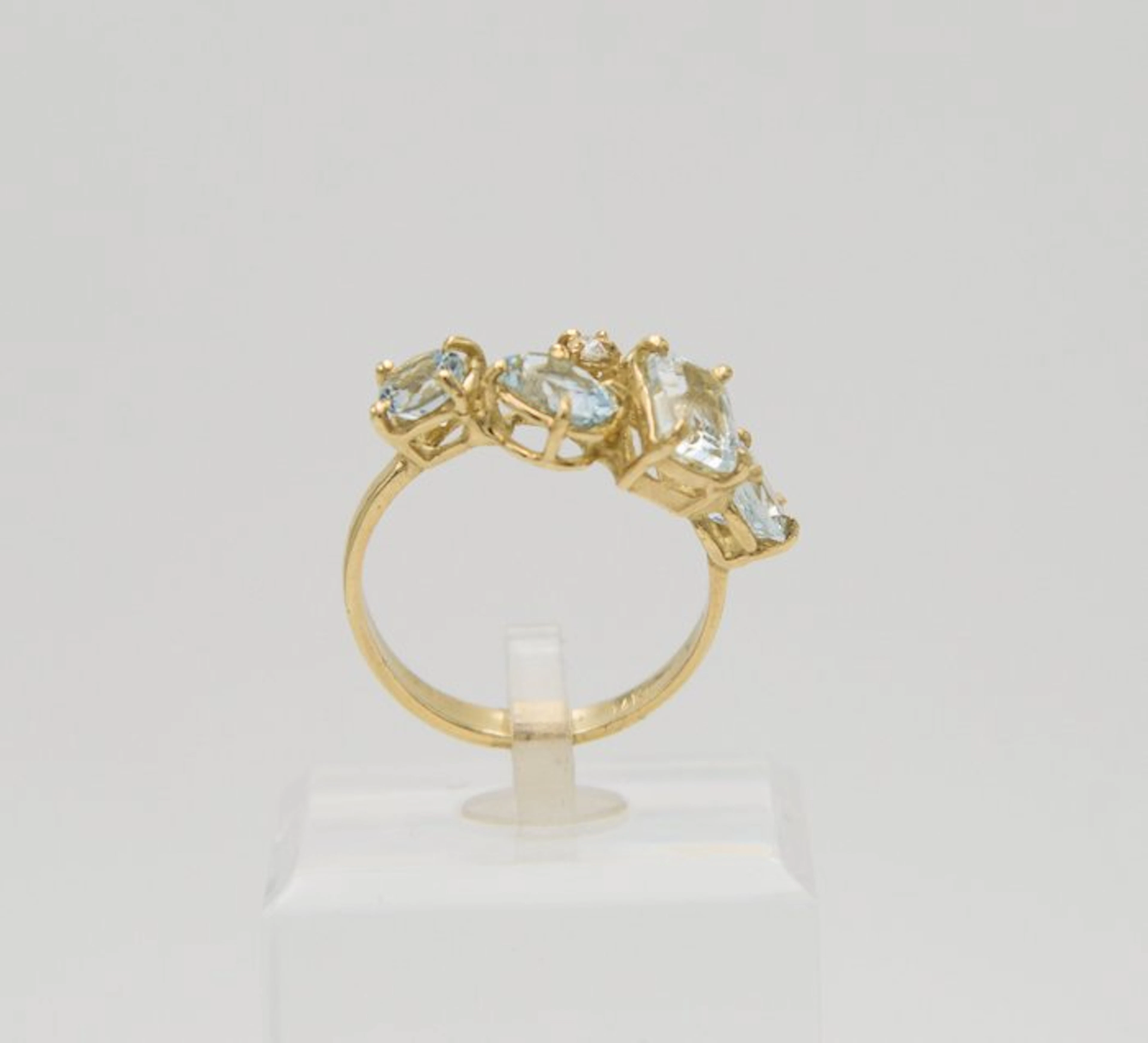 Ring - 14 kt. Yellow gold Aquamarine - Diamond