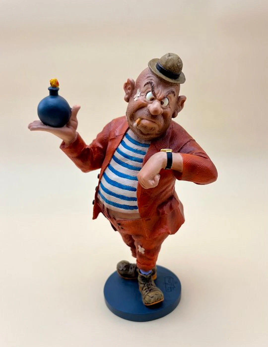 Parastone - Figurine - A. Dubout - Sparadra, l’heure du crime - Resin