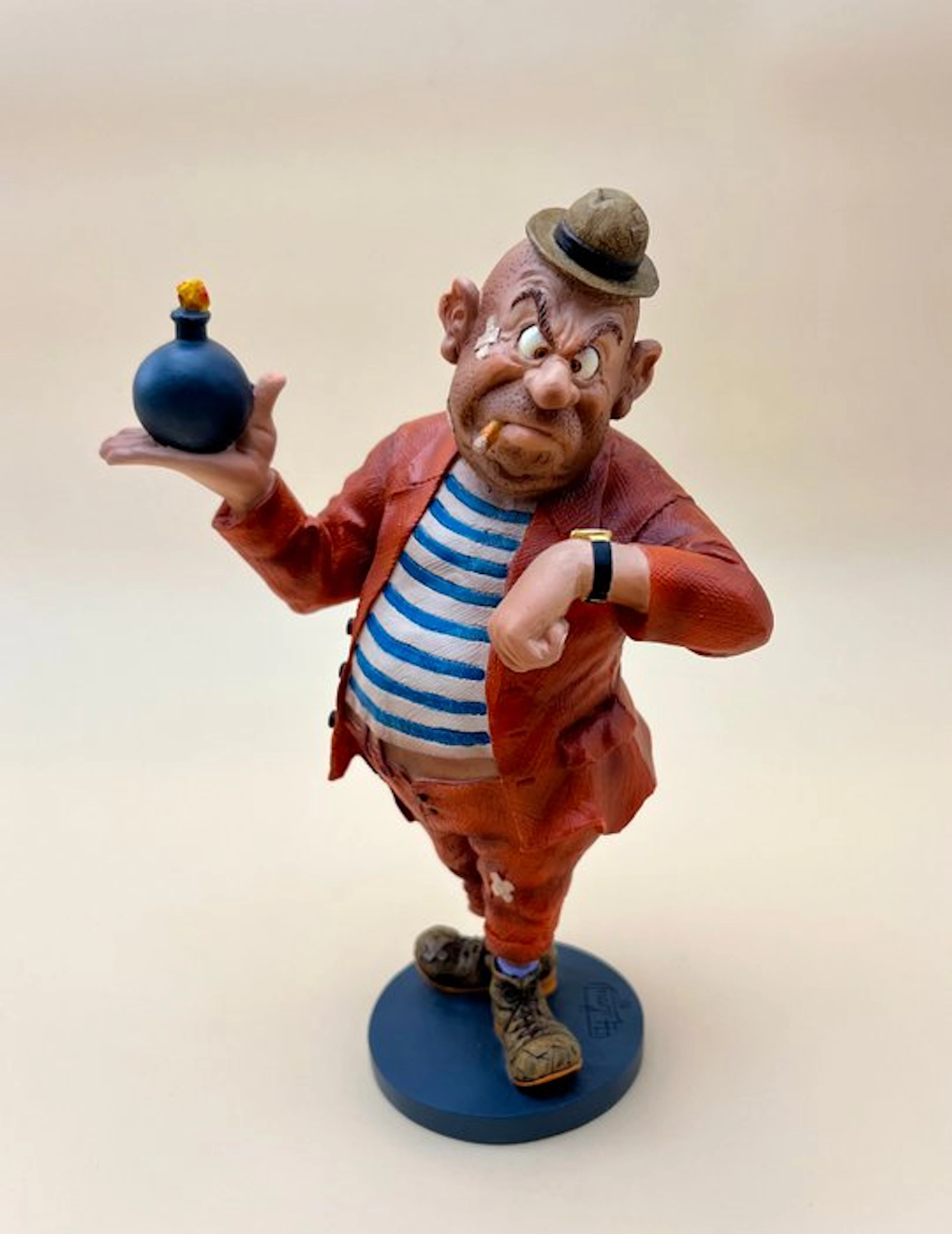 Parastone - Figurine - A. Dubout - Sparadra, l’heure du crime - Resin