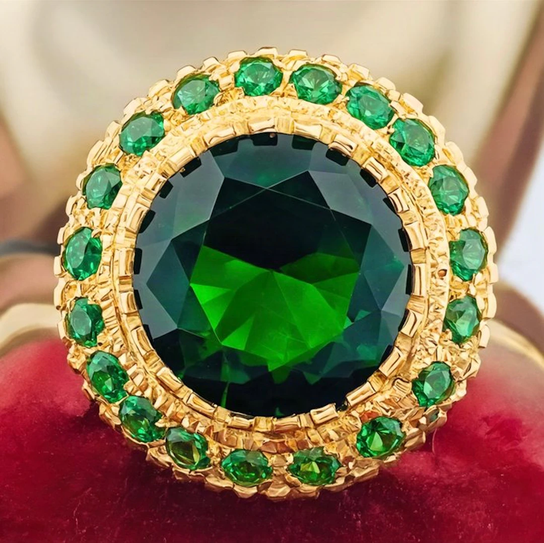 No reserve price - Ring - 9 kt. Yellow gold, Silver Emerald - Emerald