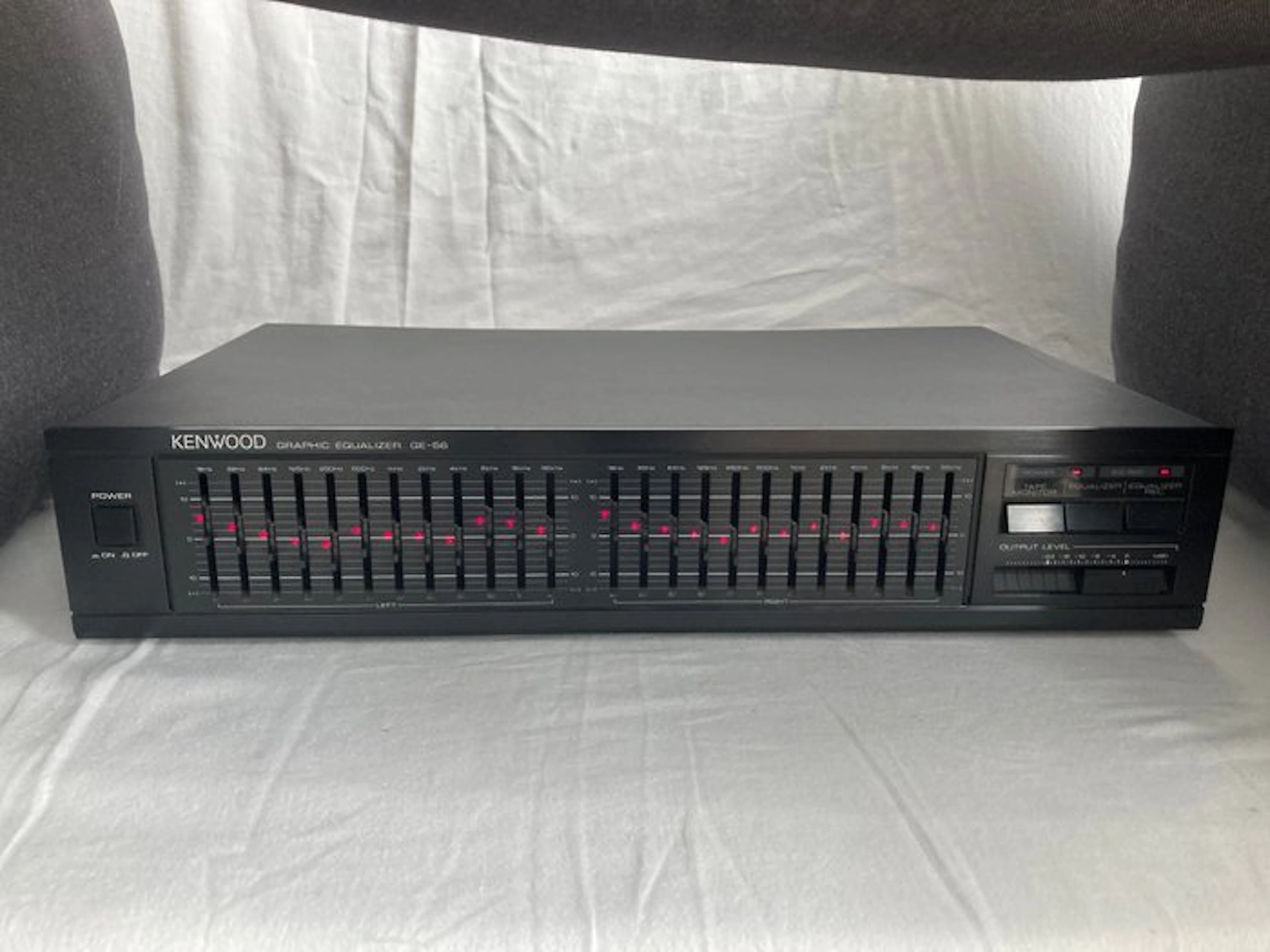 Kenwood - GE-56 Stereo graphic equalizer