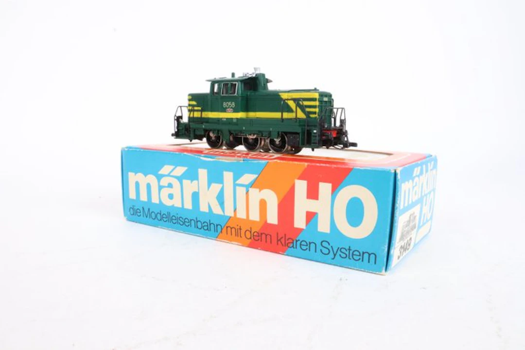 Märklin H0 - 3149 - Diesel locomotive (1) - 8024 FSR Rangeerloc - NMBS