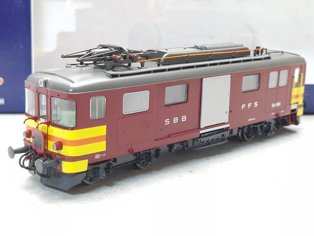 Roco H0 - 63879 - Electric locomotive (1) - From 4/4/1661 - SBB