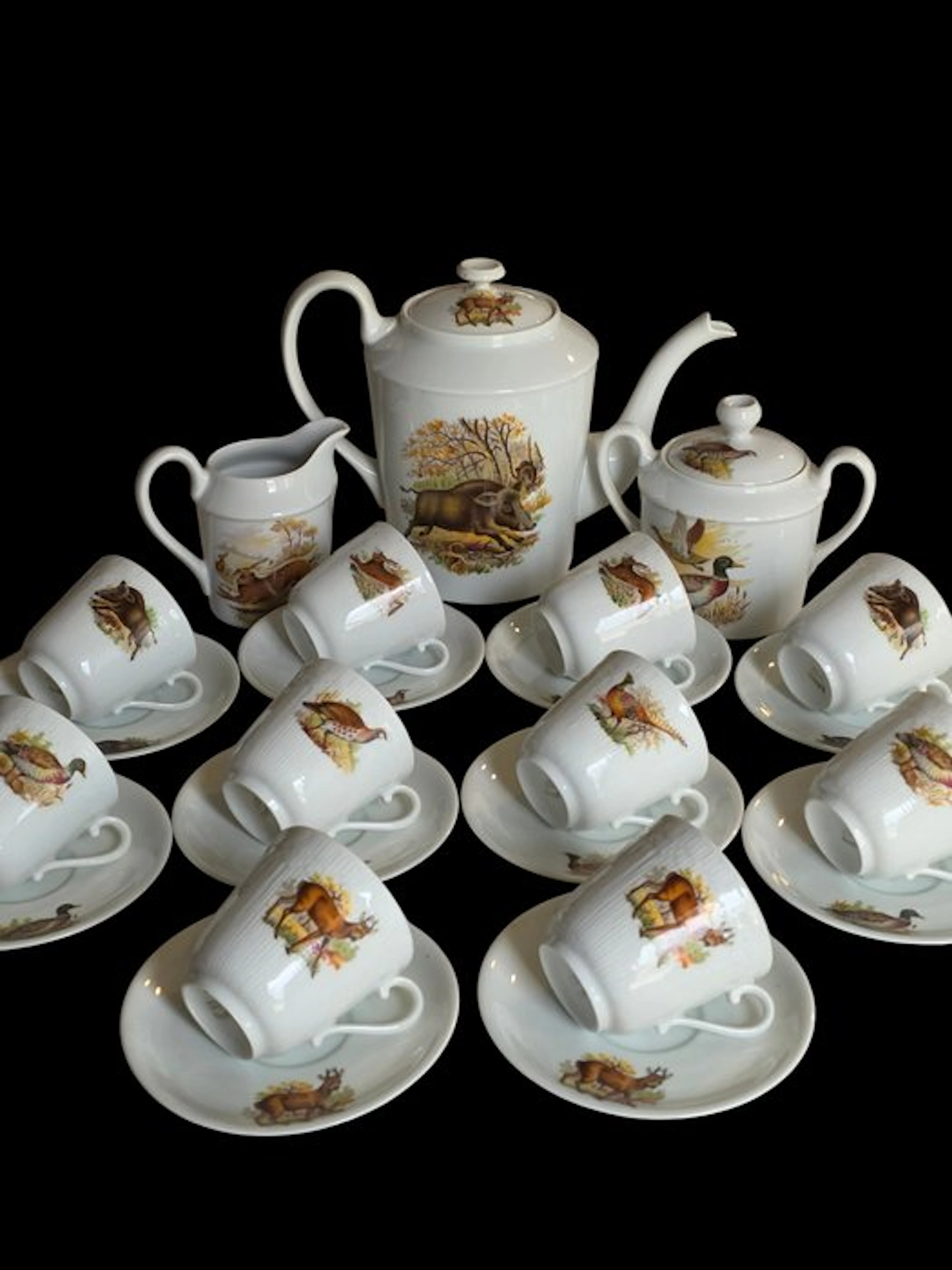 Société Royale de Porcelaine Française à la fleur de Lys...