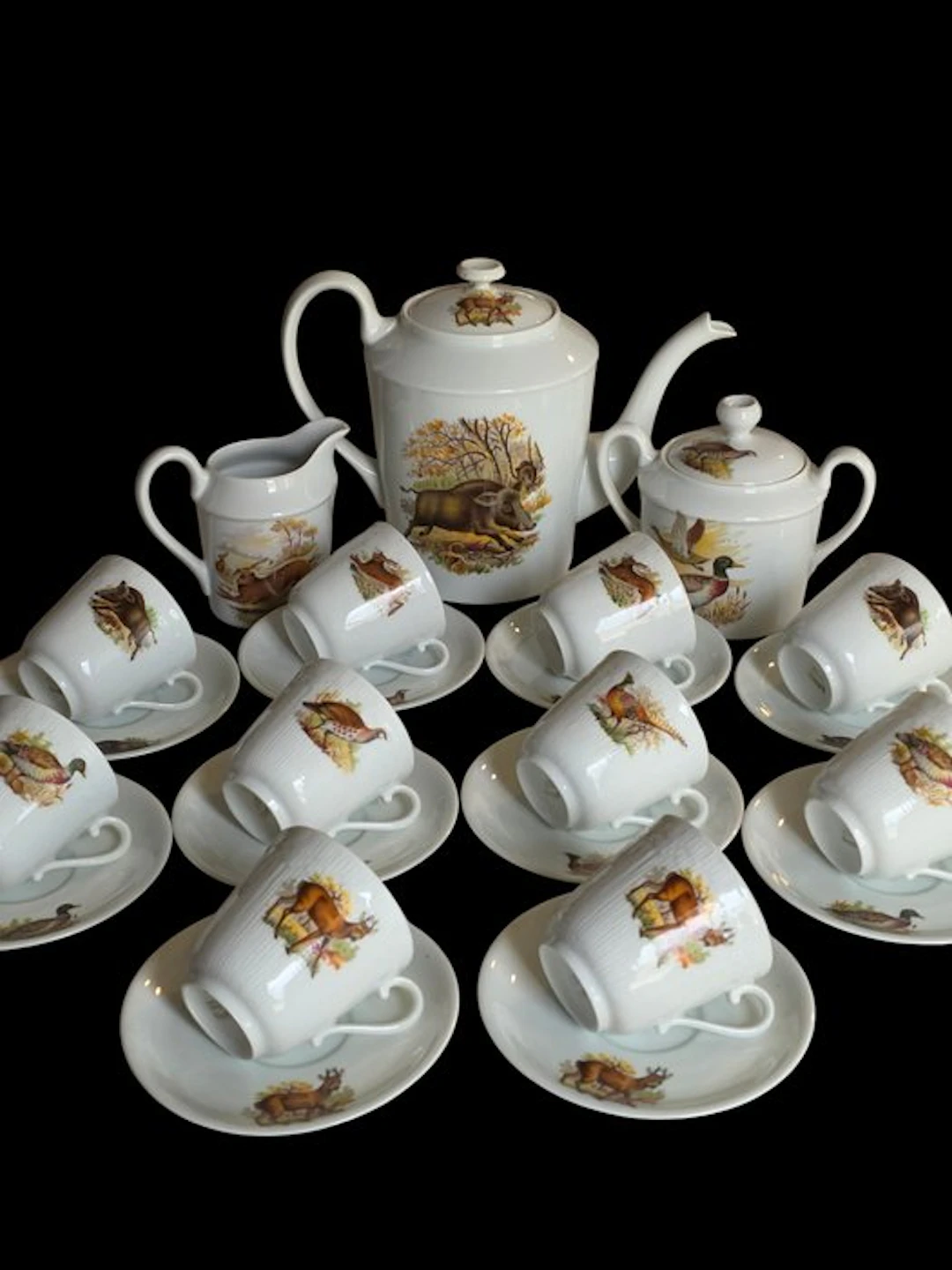 Société Royale de Porcelaine Française à la fleur de Lys...