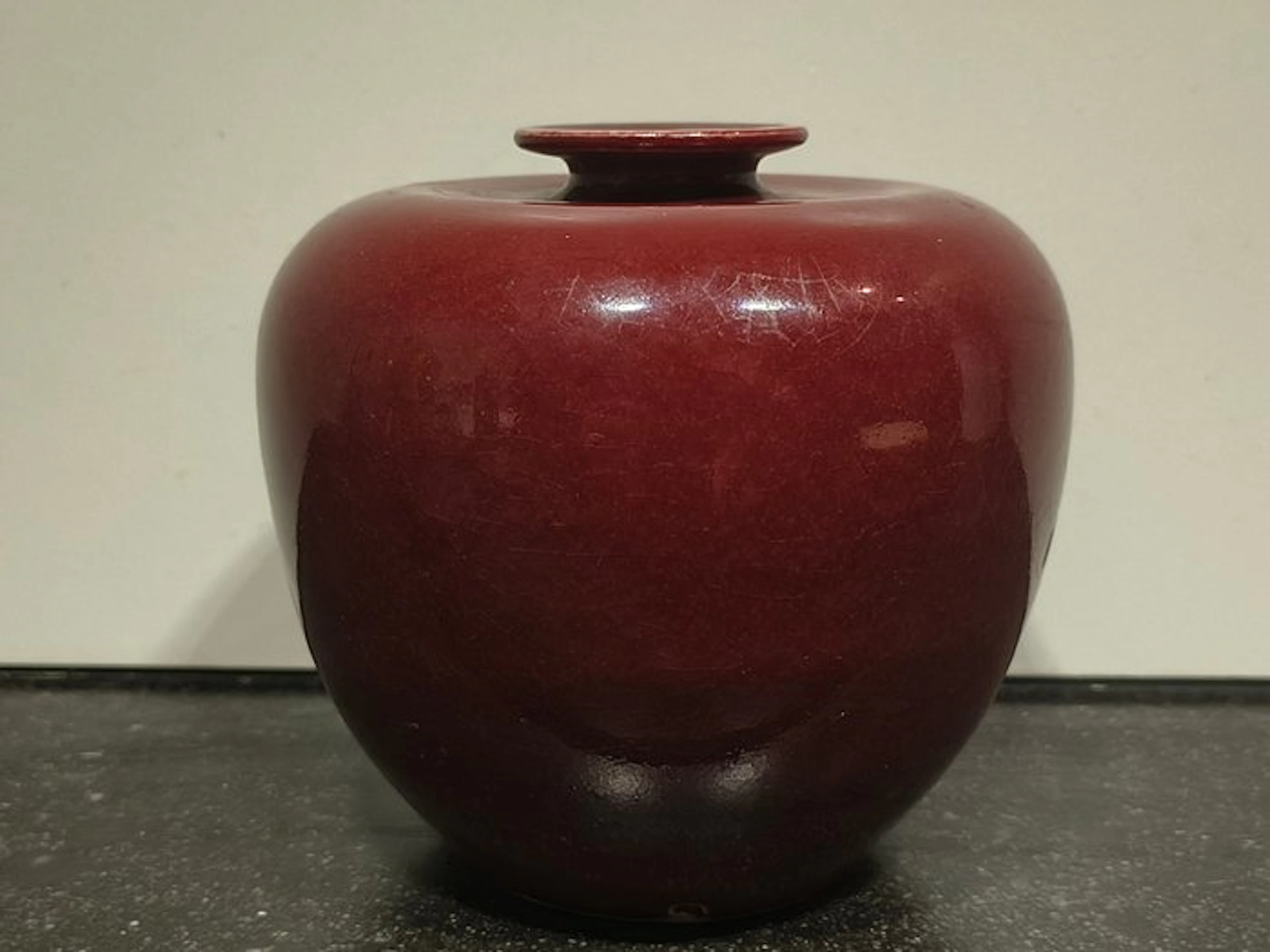 Rare Chinese oxblood vase (Langyao / Sang de Boeuf) –...