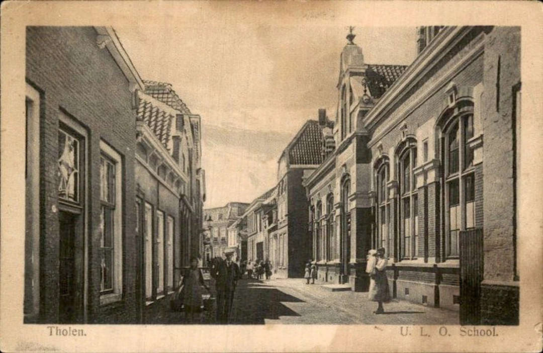 Netherlands - Tholen - Postcard (107) - 1900-1999
