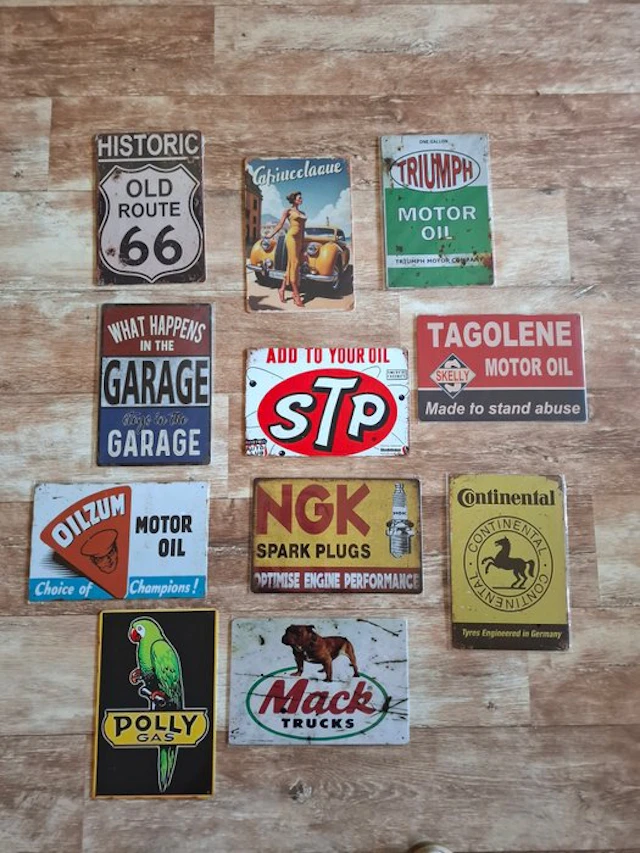 Set of 11 vintage metal advertising signs - Sign (11)...