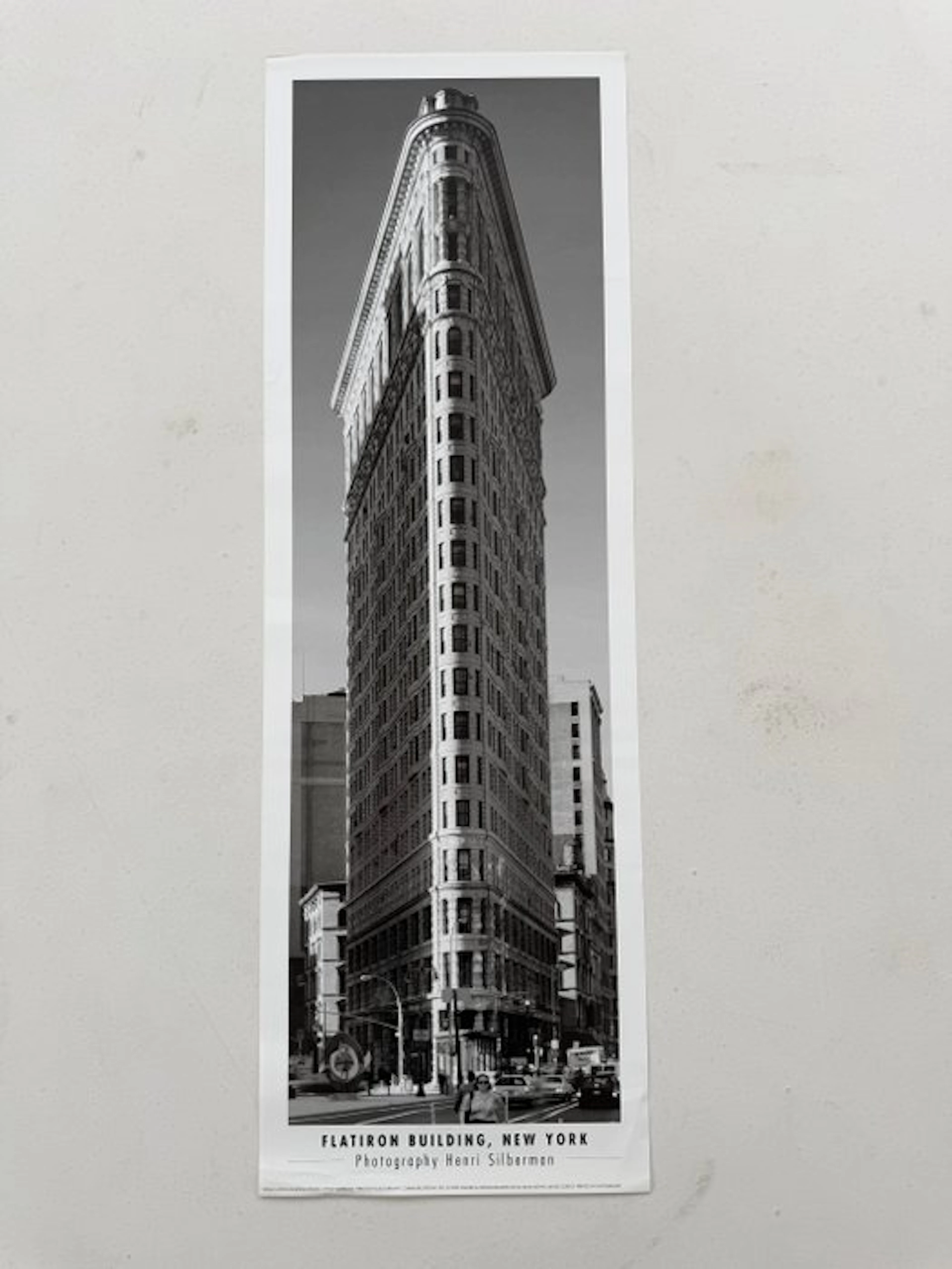 Henri Silberman - Original Vintage Flatiron Building Poster – New York, 1990s