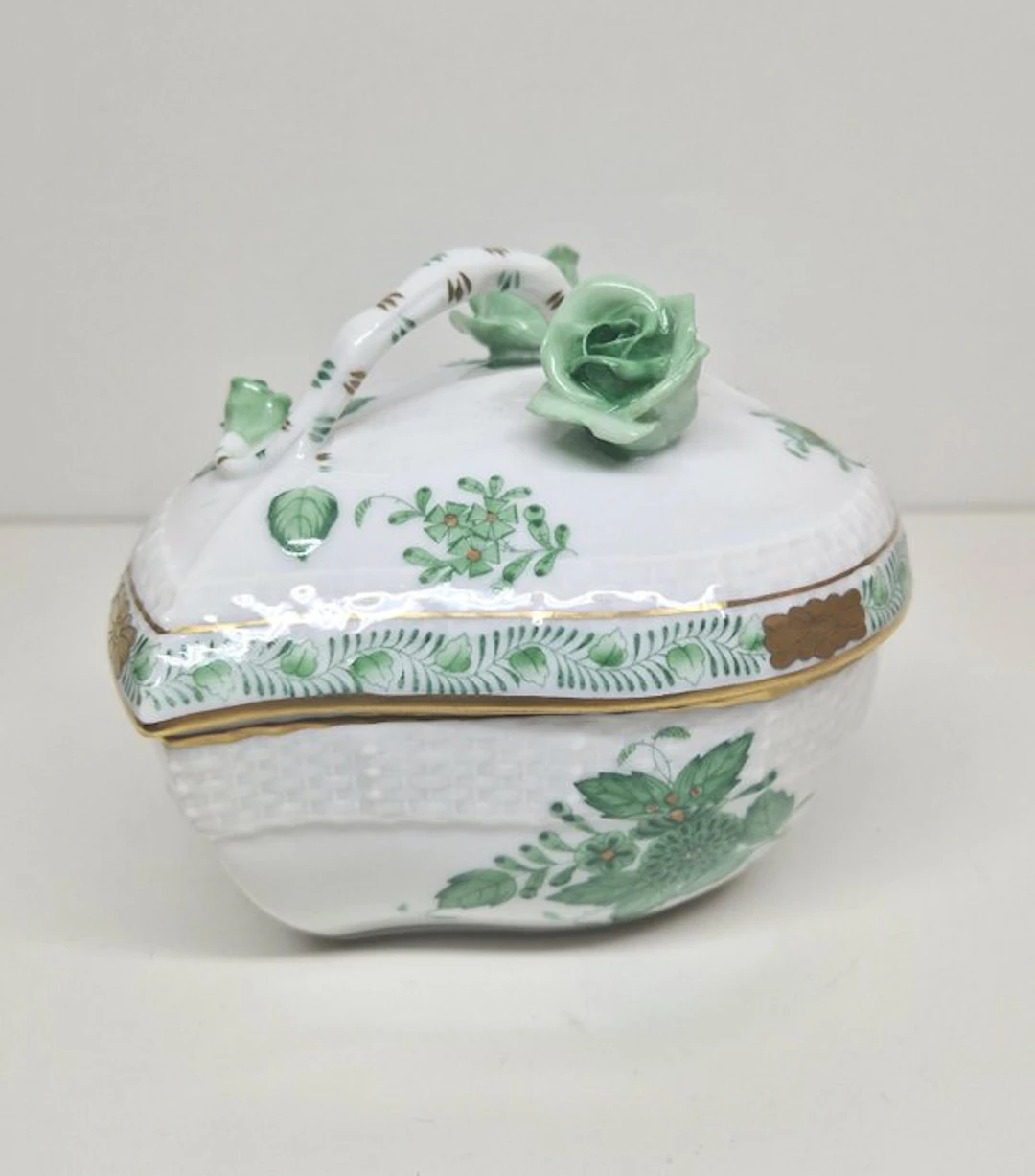 Herend - Box - 6003 / AV | 4 - Porcelain - Leaf-shaped lid box.