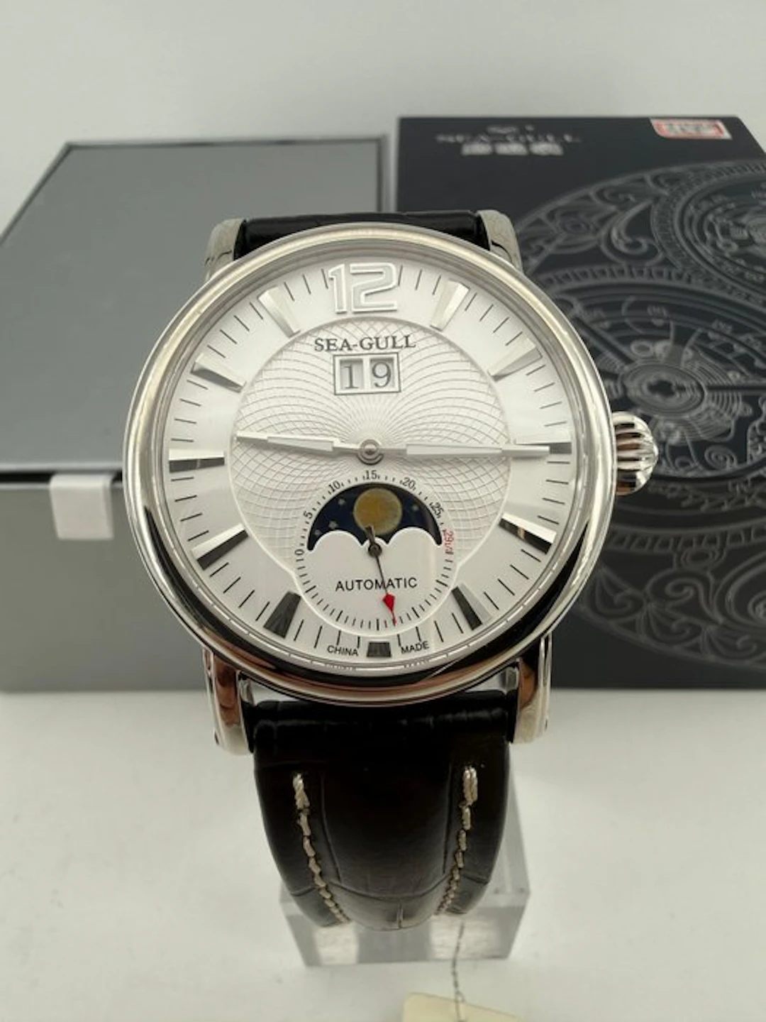 SEA-GULL - CALENDAR MOON PHASE DATE sapphire Automatic Watch Ref