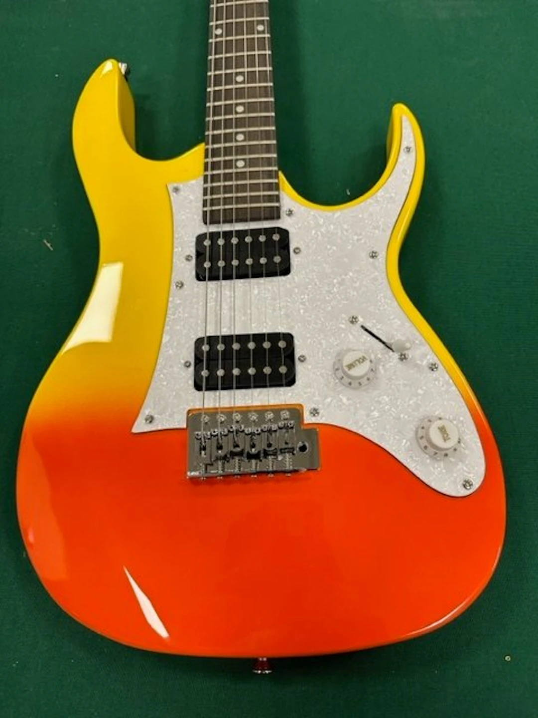 M.J.DOUGLAS - RG-Q09 Or - - Electric guitar