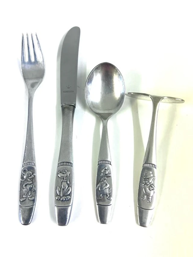 Donald Duck - 4 Children´s cutlery made of silver by Wilkens
