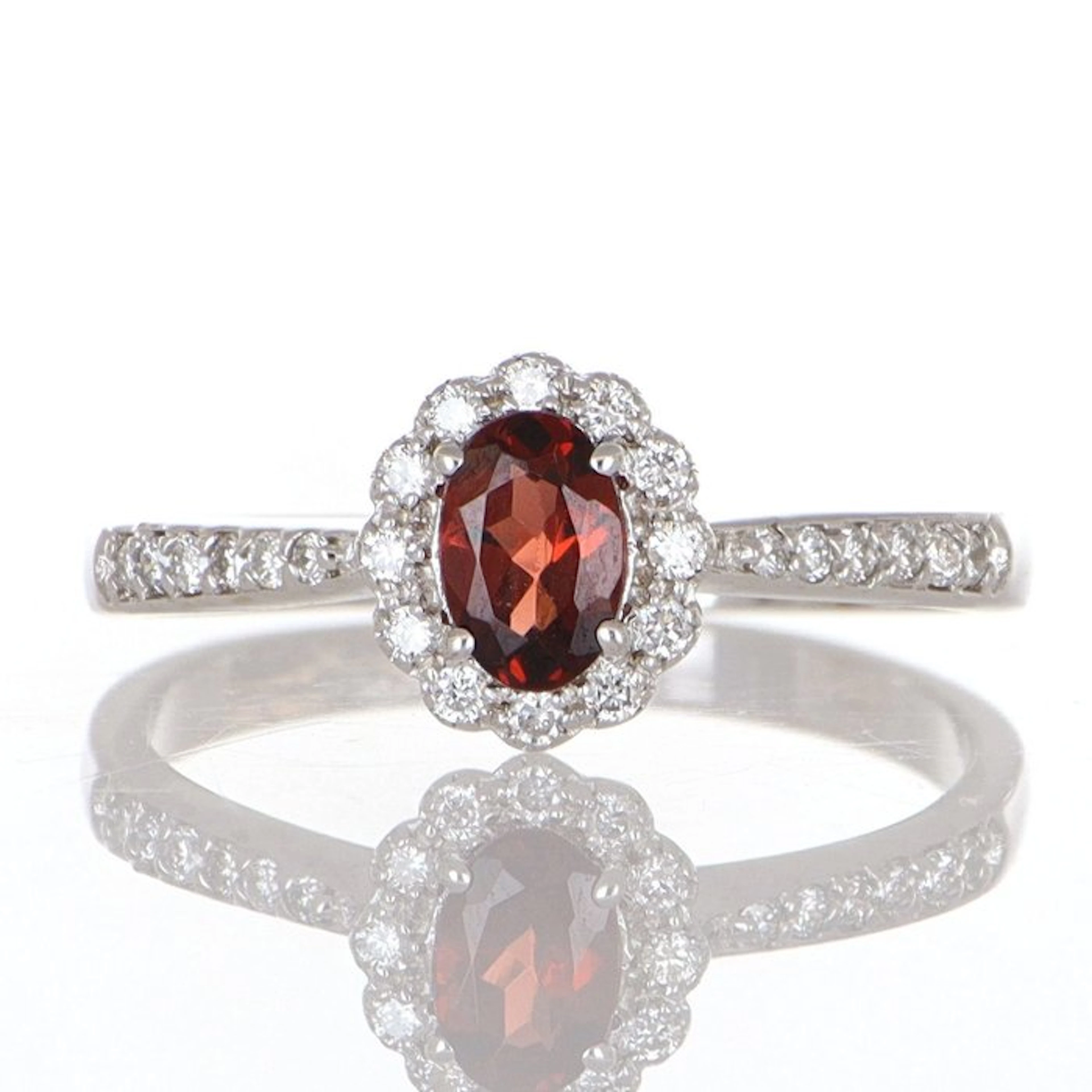 No reserve price - Ring - 18 kt. White gold Garnet - Diamond