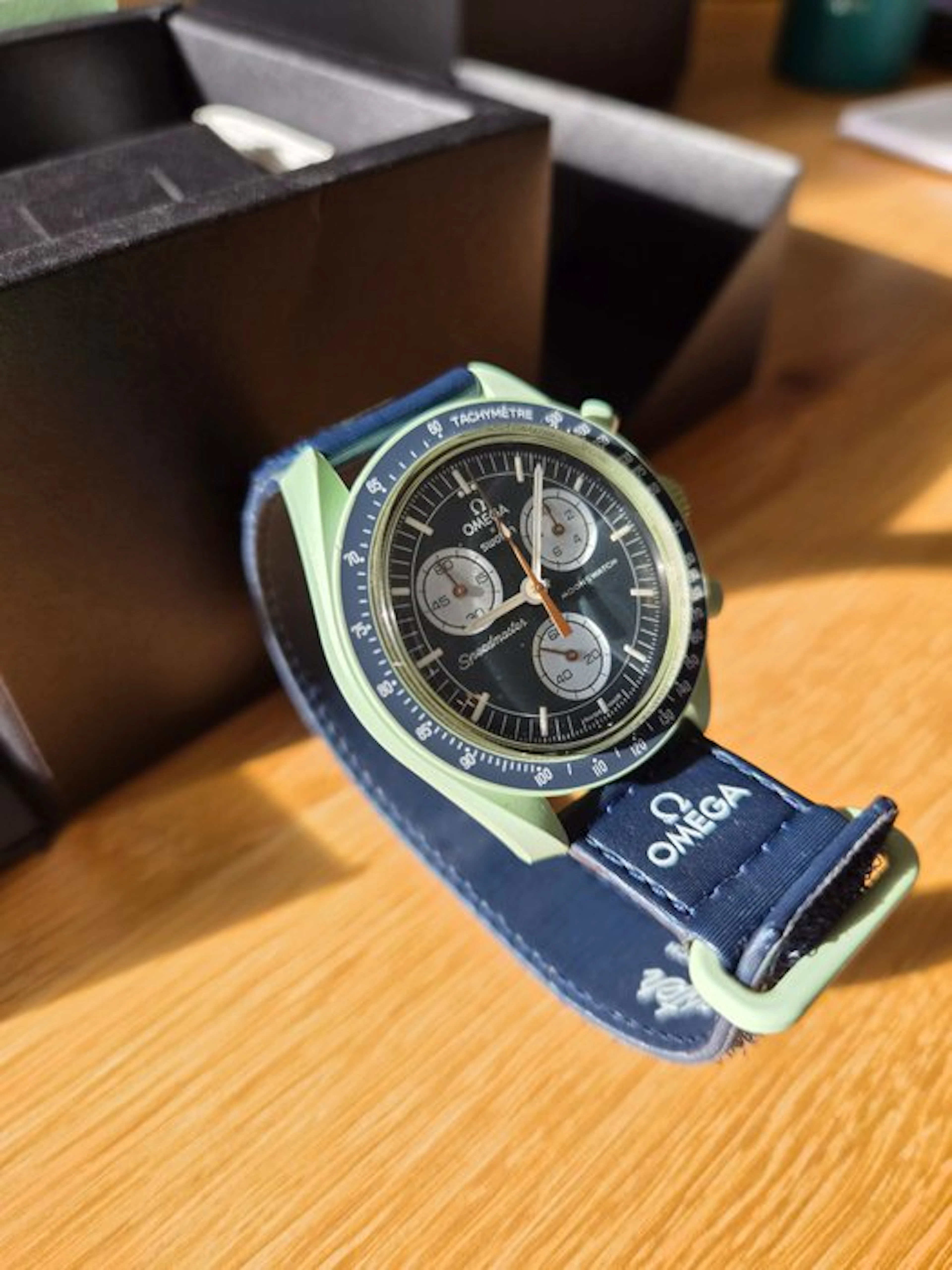 Omega x Swatch - MoonSwatch - Mission on Earth - No...