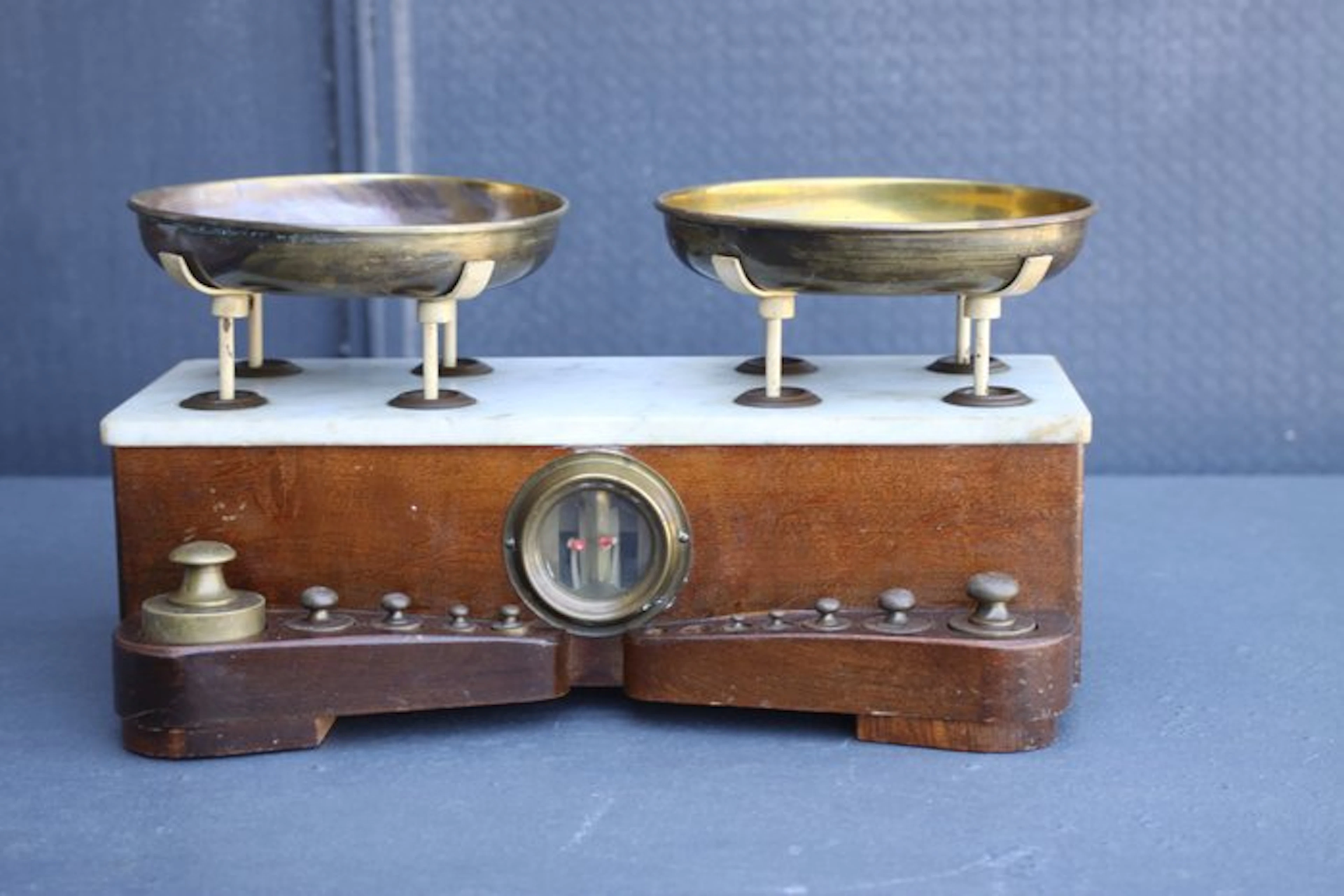 Pharmacy scale - Wood, Marble