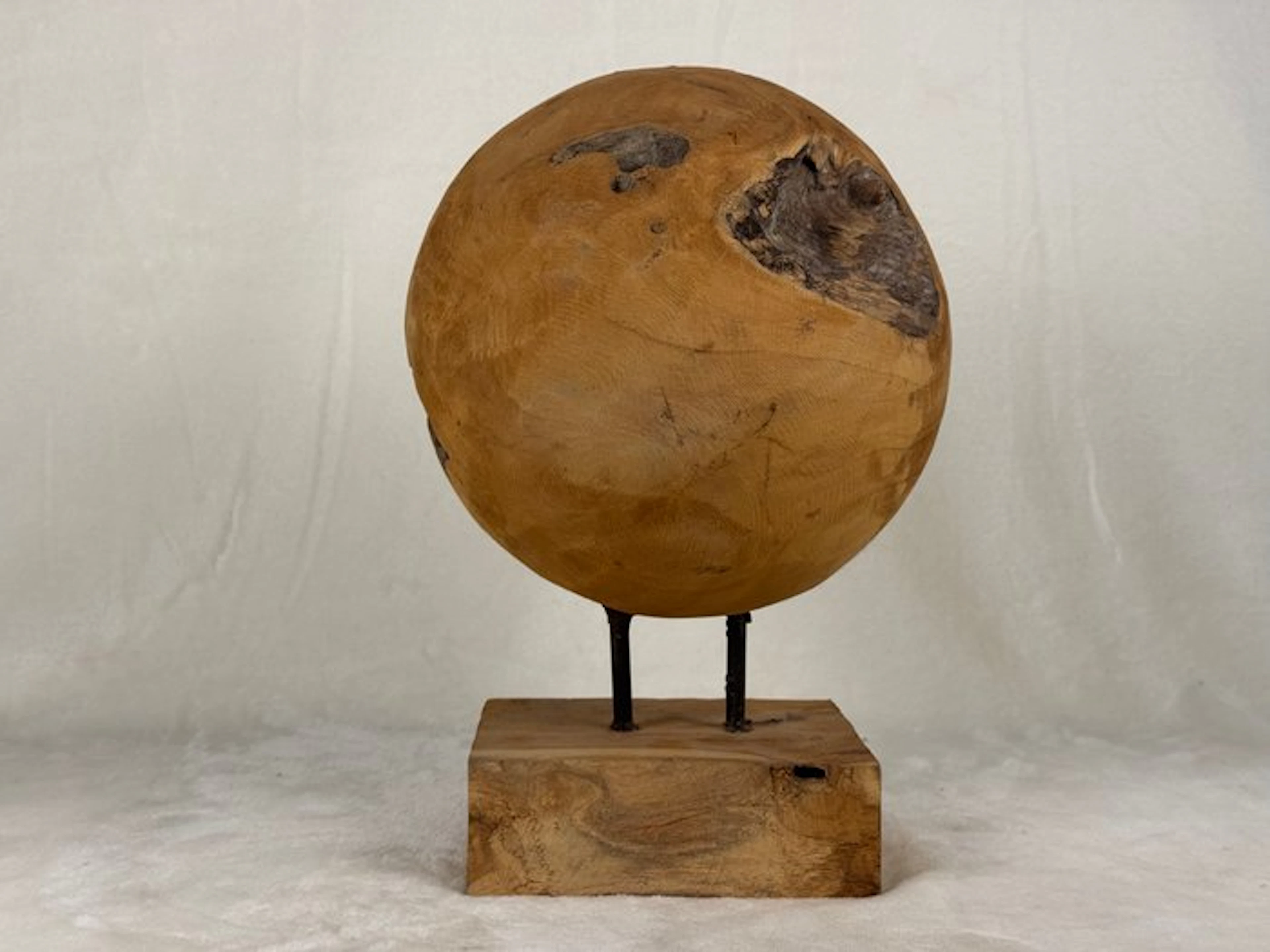Sphere carving