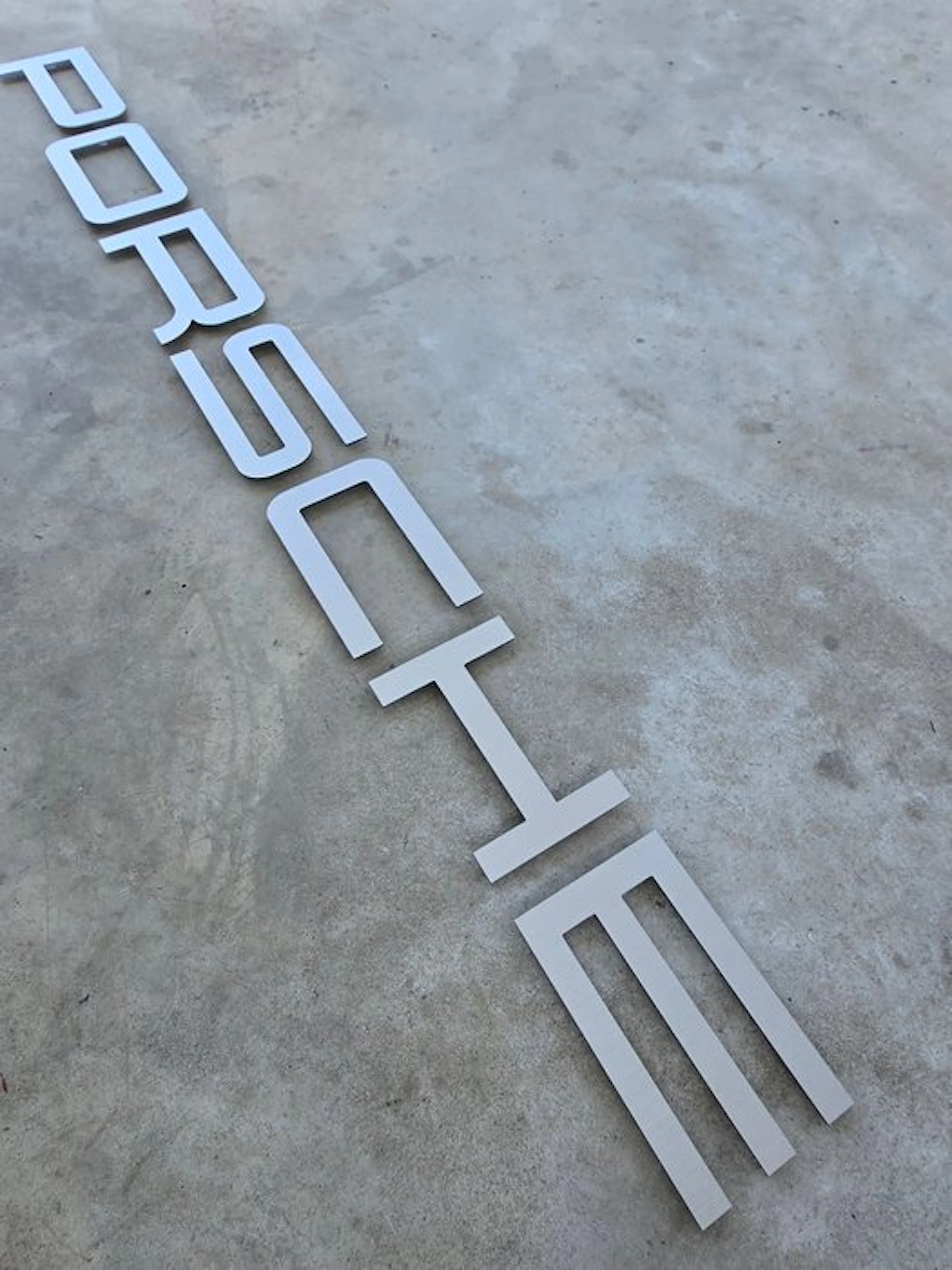 Sign - Porsche - Professional wall logo aluminium*- XXL...