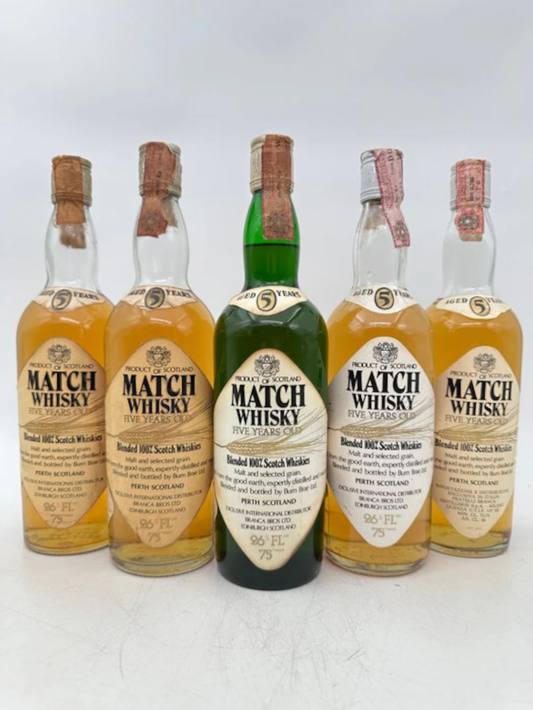 Match Whisky 5 years old - b. late 1960s, early 1970s - 75cl - 5 bottles