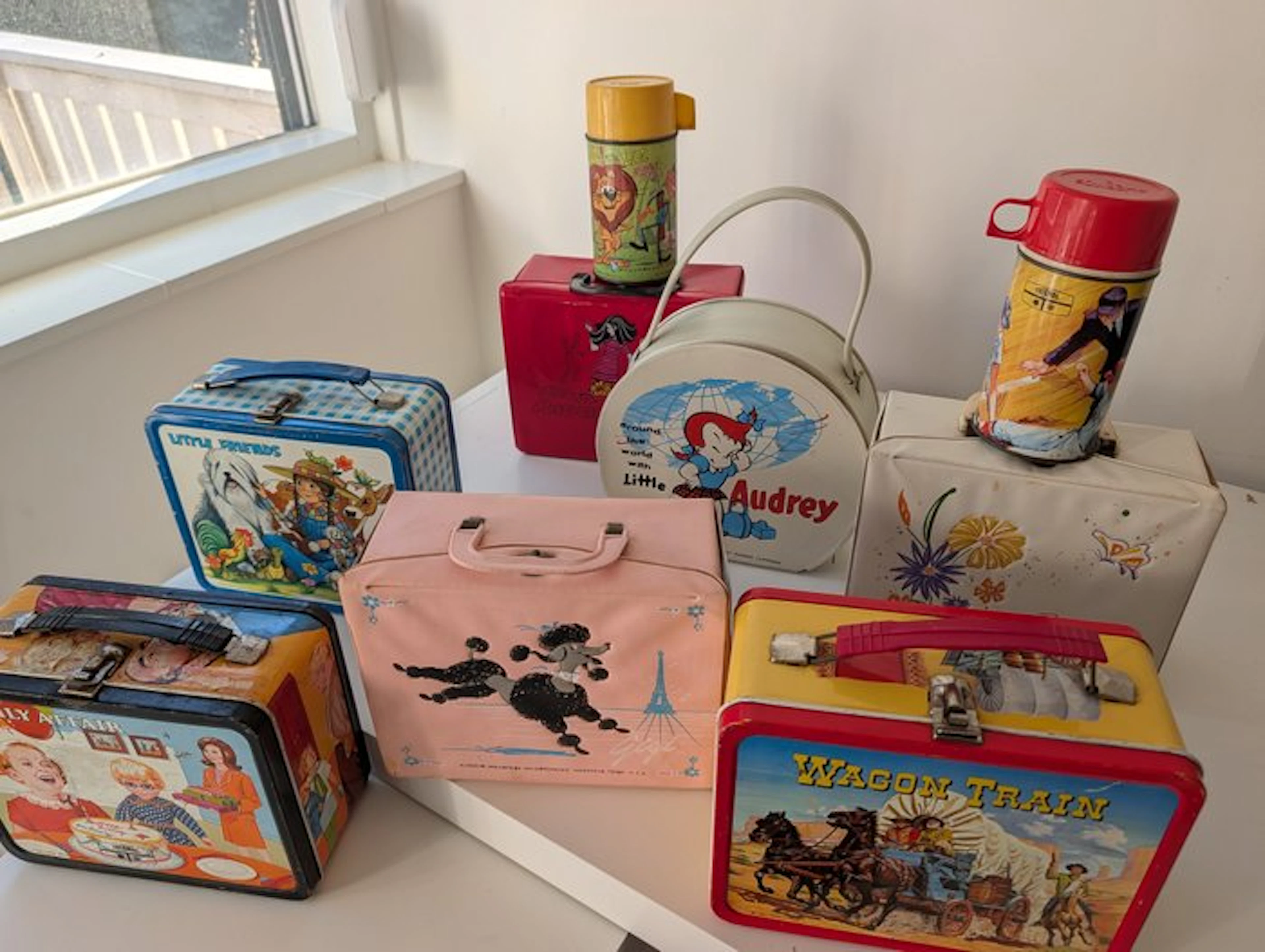 Lunchboxes & Thermos Flasks Collection (9 pcs) –...