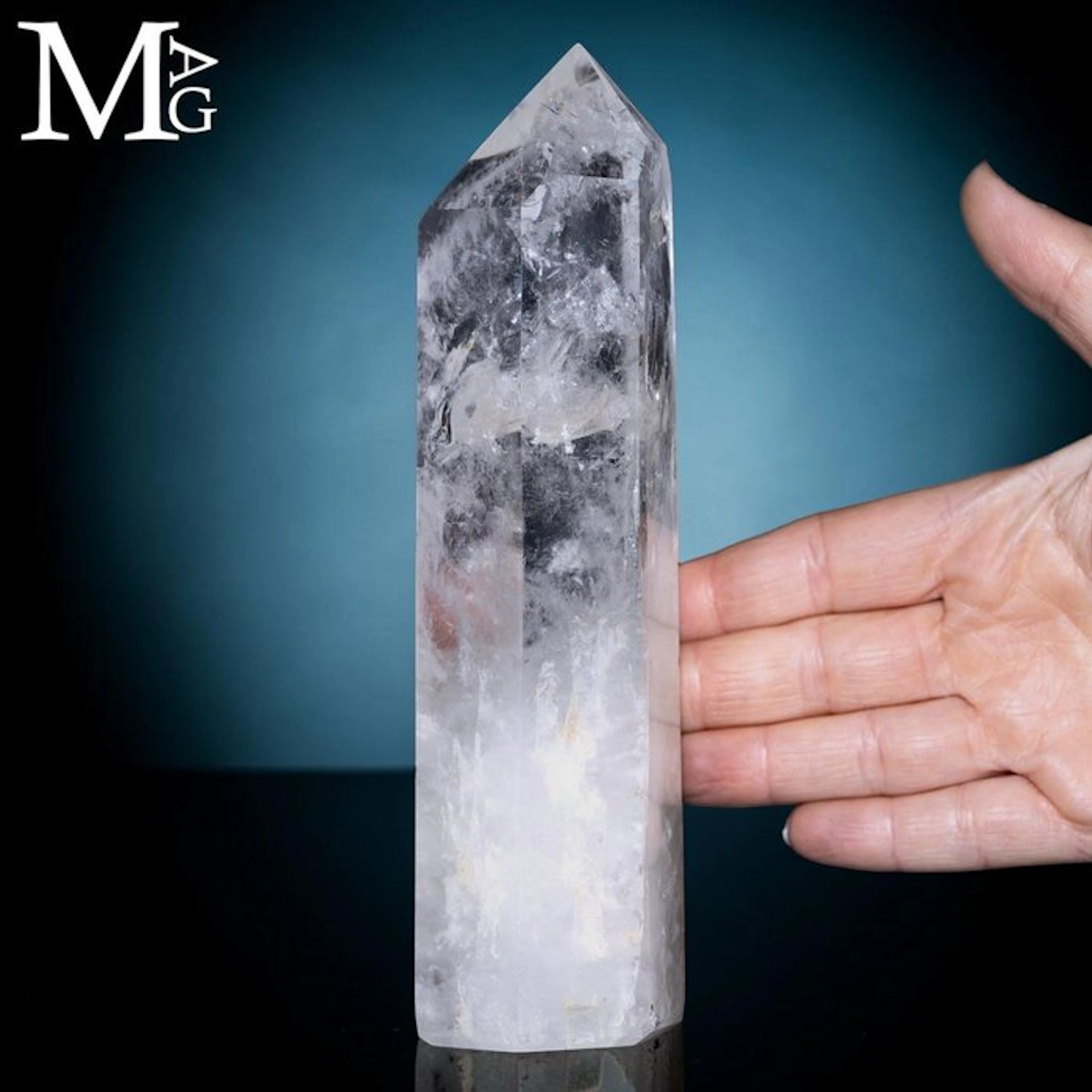 Crystal Clear Quartz Quartz Tower - Height: 135 mm - Width: 51 mm- 706 g - (1)
