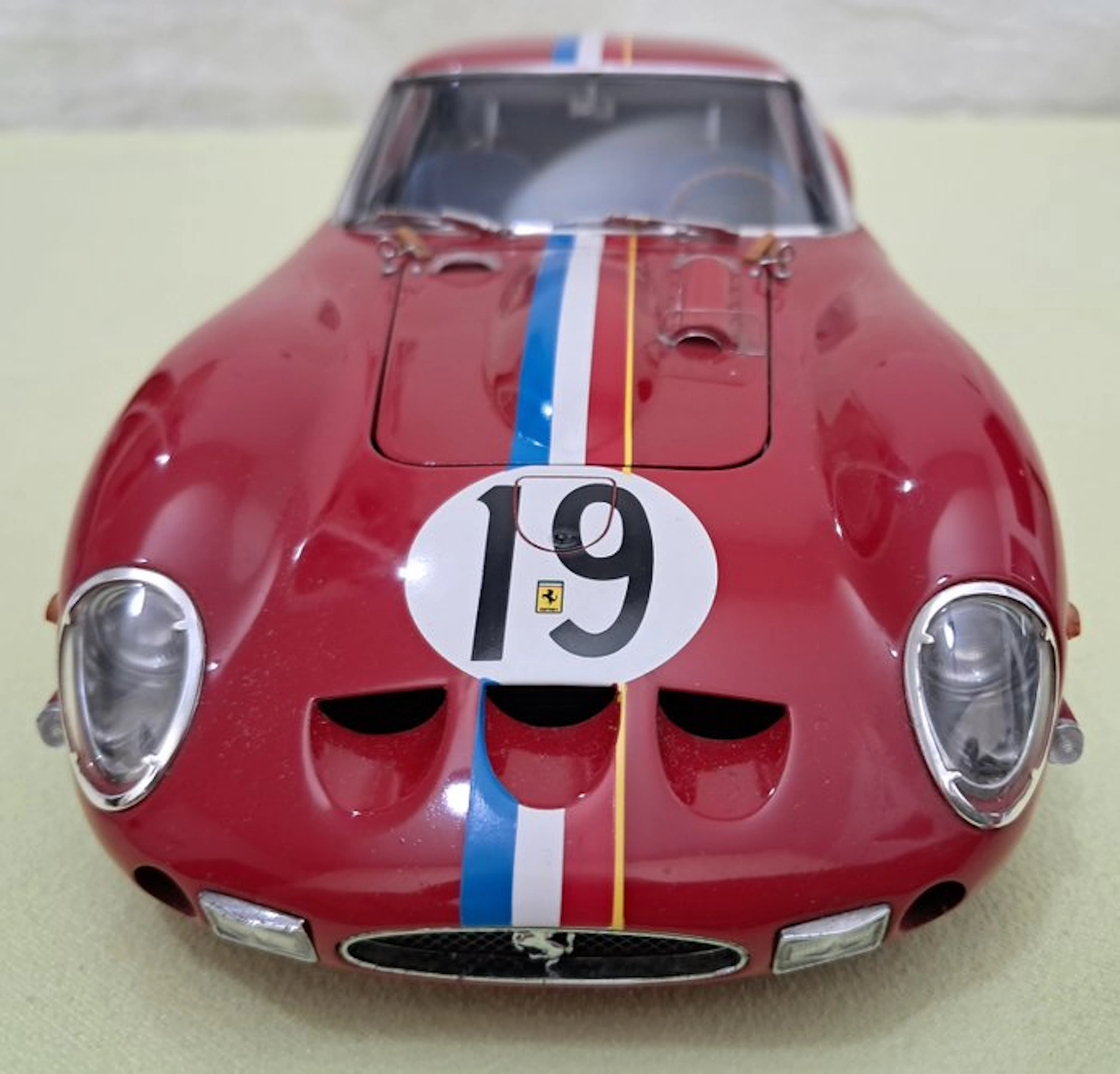 Kyosho 1:18 - Model sports car - FERRARI 250 GTO 1962 n. 19