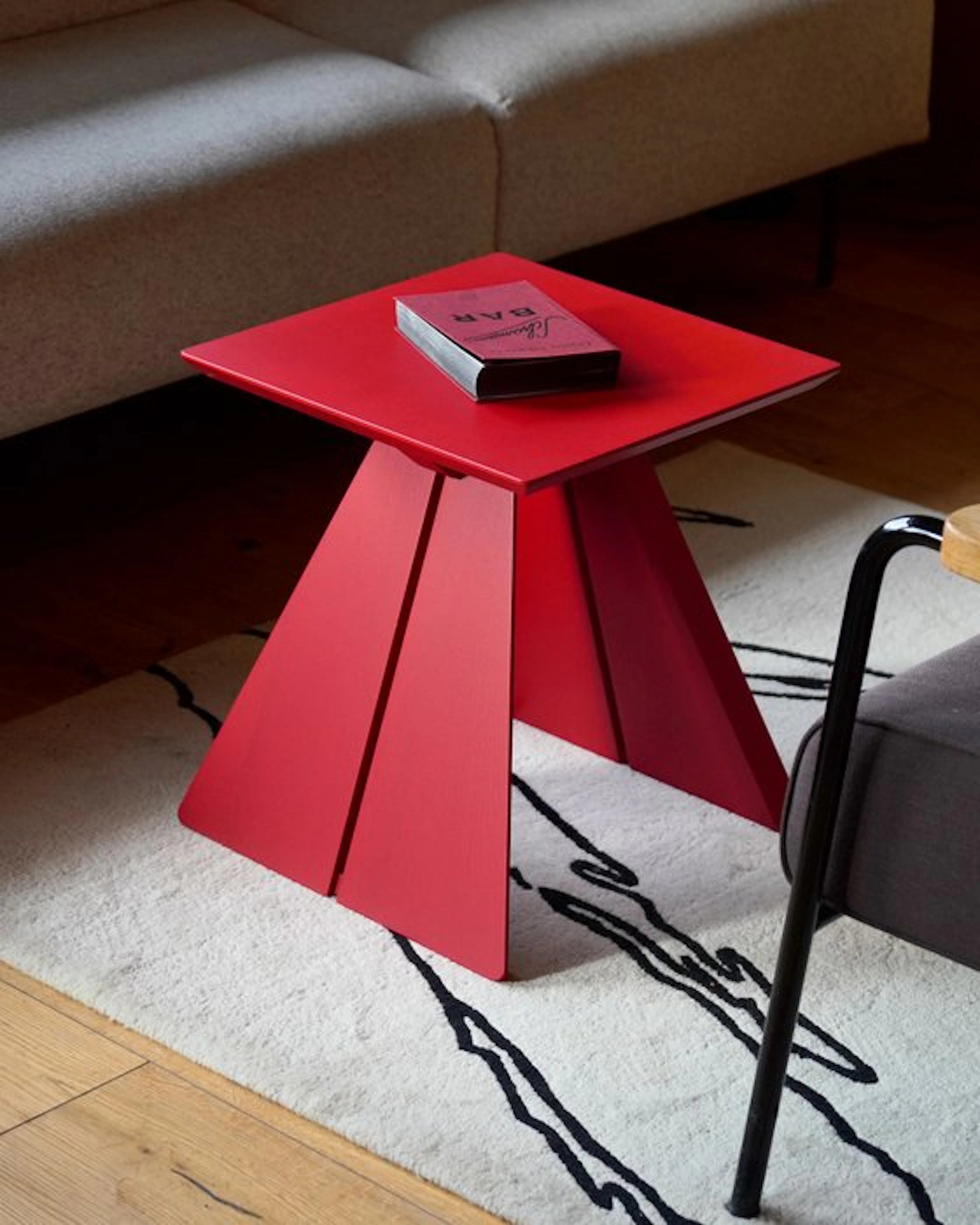 Johannes Hironimus - Side table - Ash, Lacquered, Ruby Red
